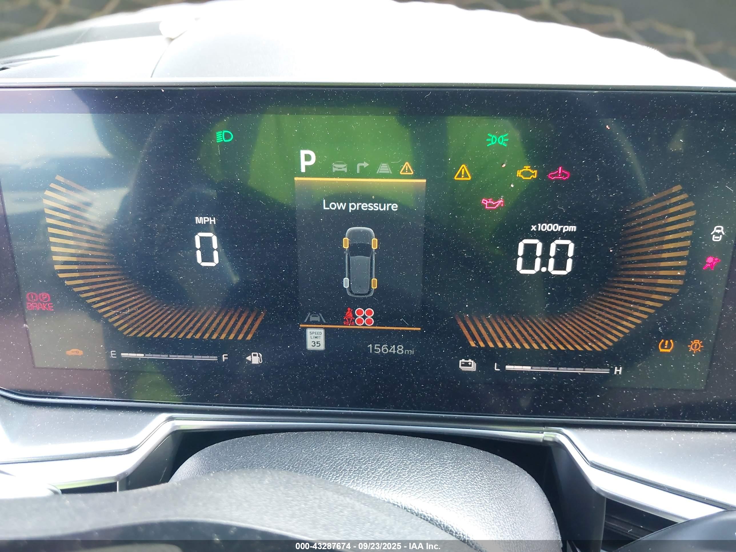 KIA SORENTO image 7