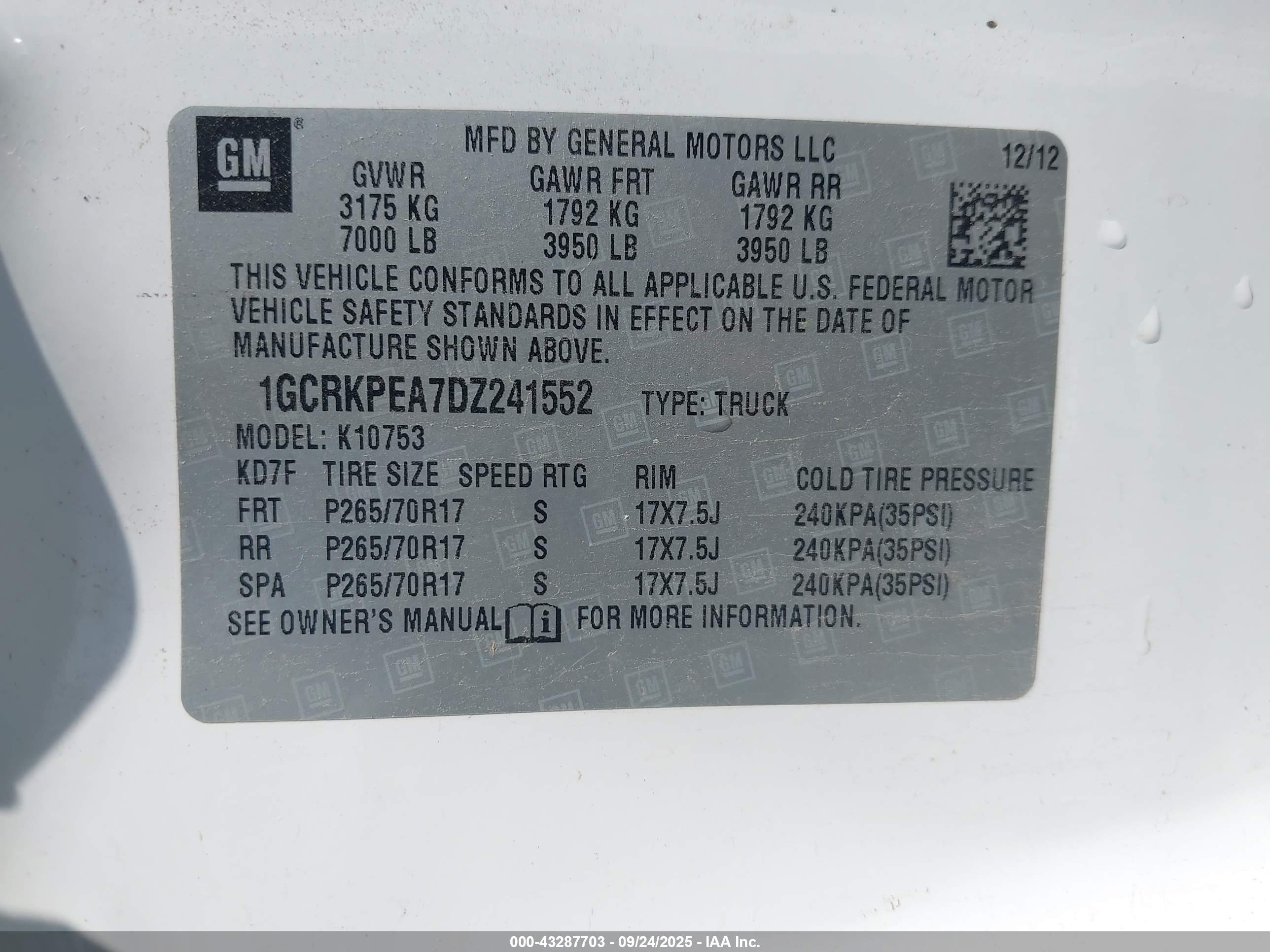CHEVROLET SILVERADO image 9