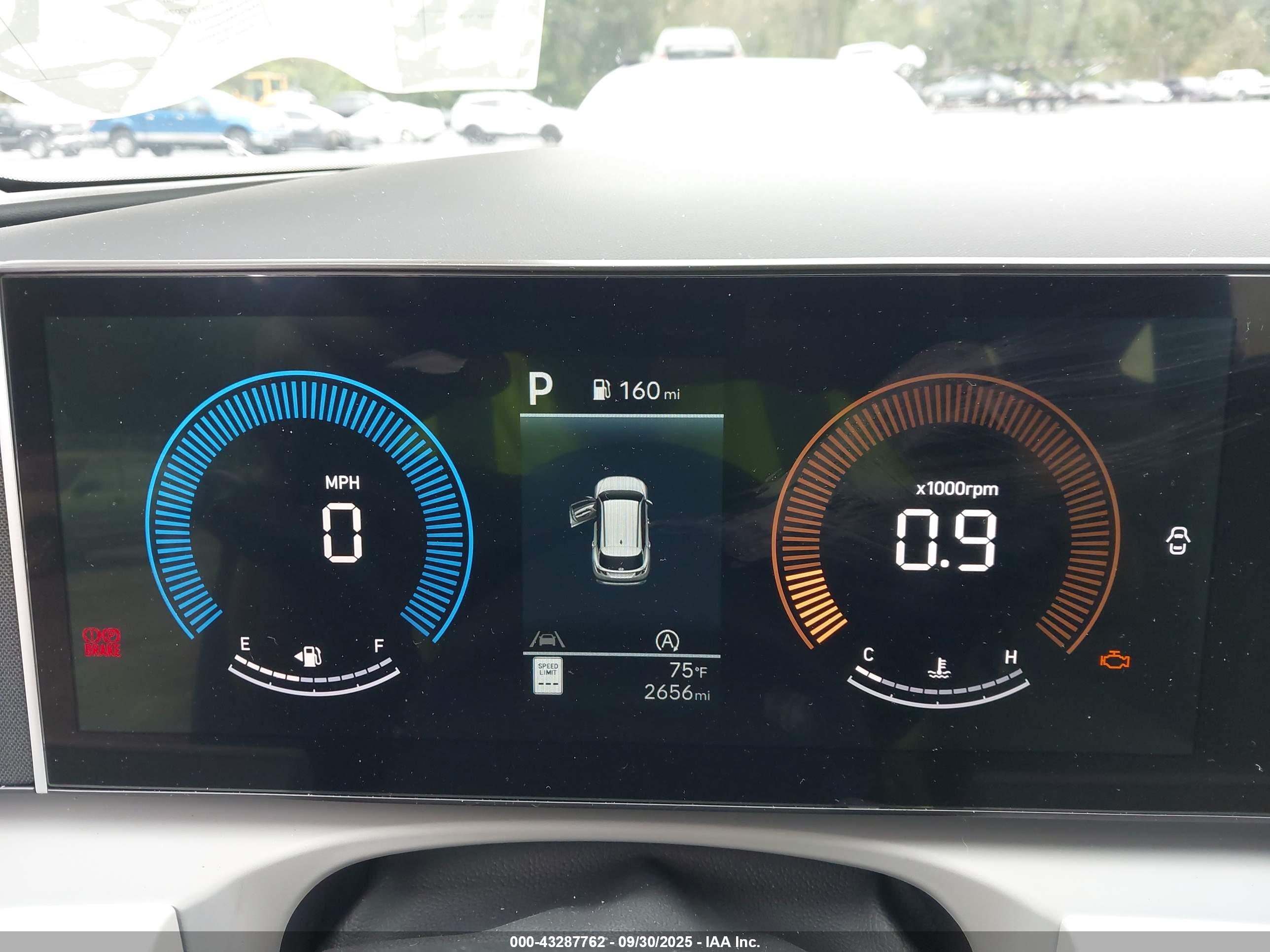 HYUNDAI TUCSON image 7