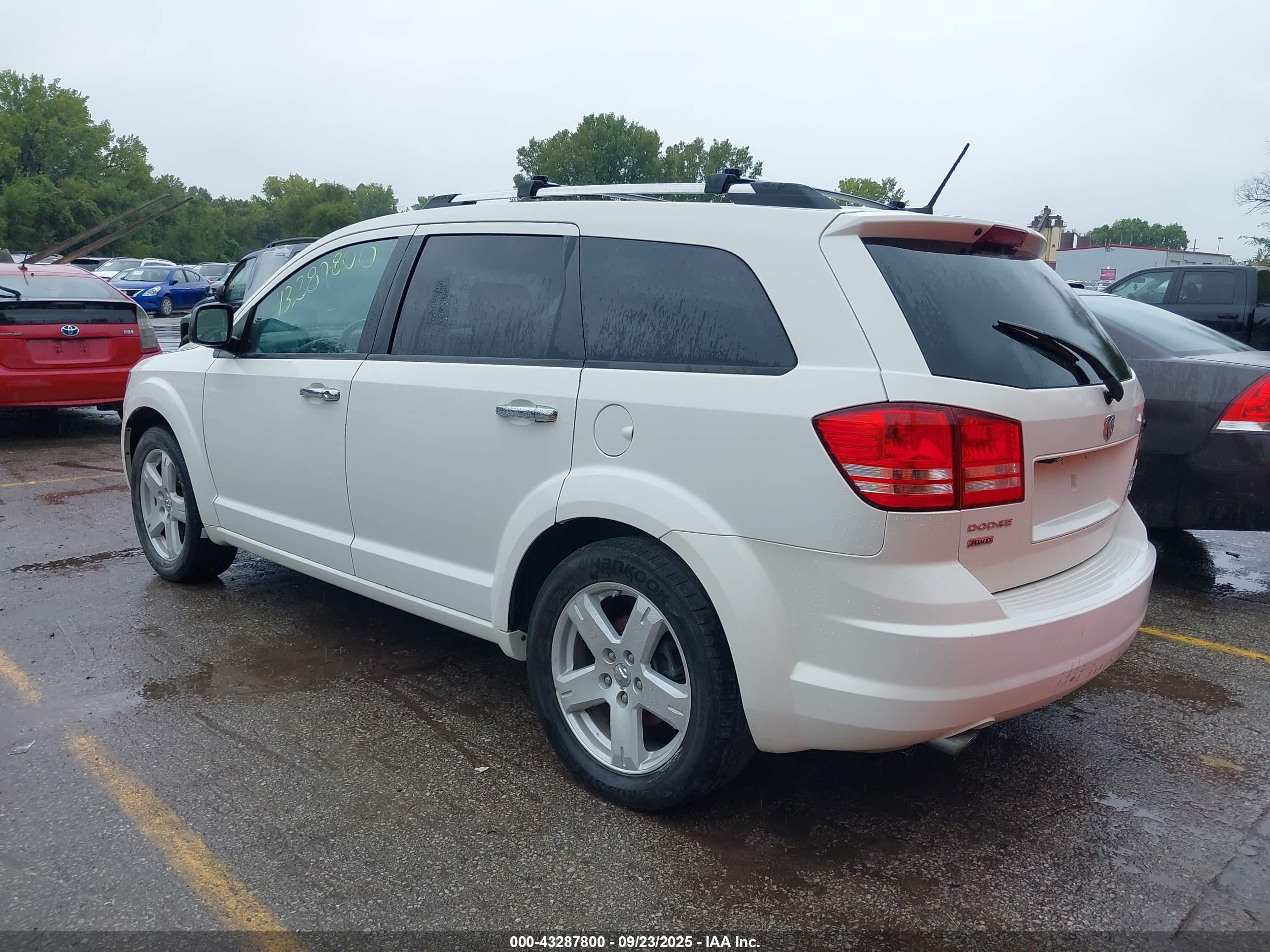 DODGE JOURNEY image 3