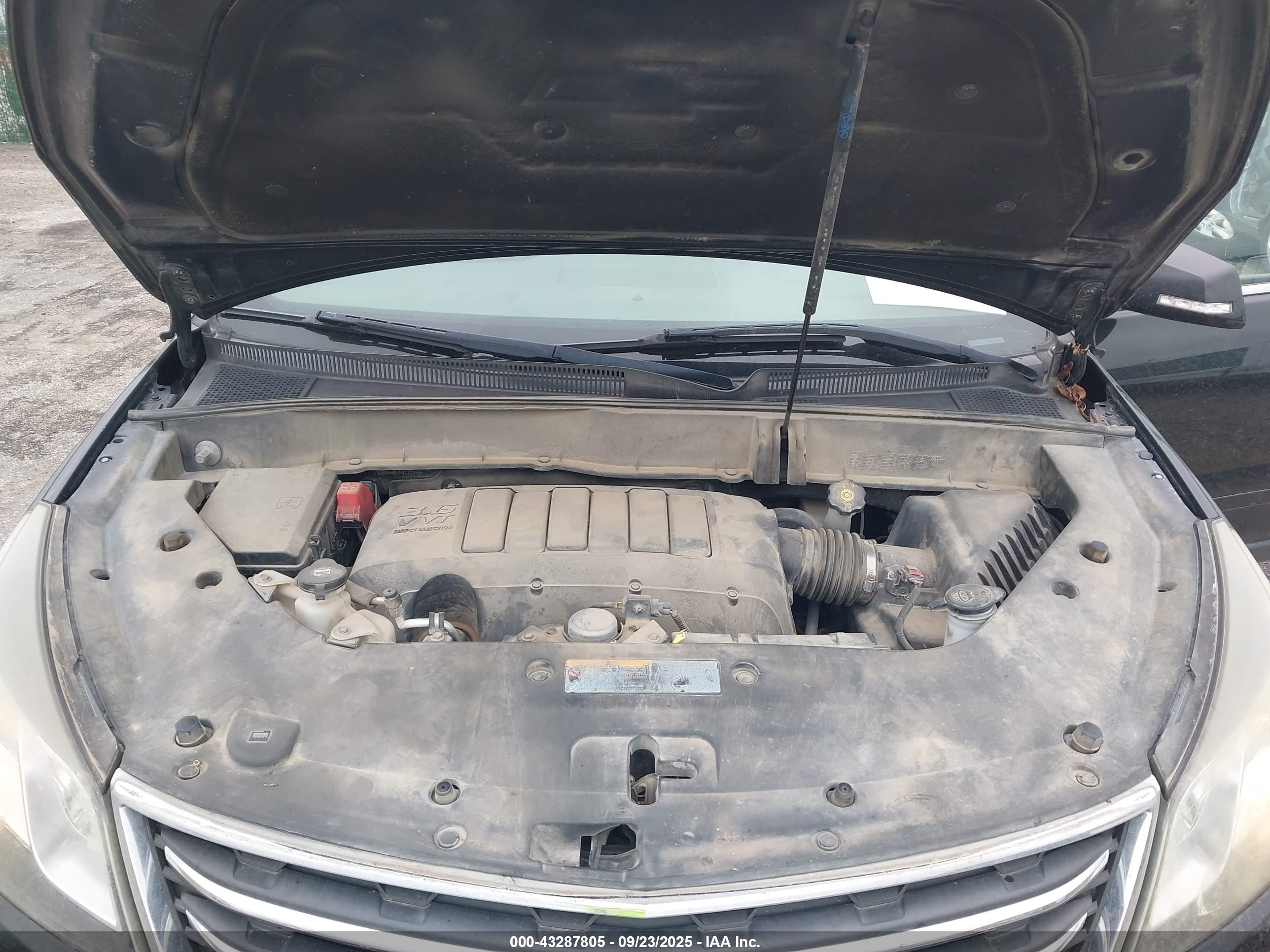 CHEVROLET TRAVERSE image 10