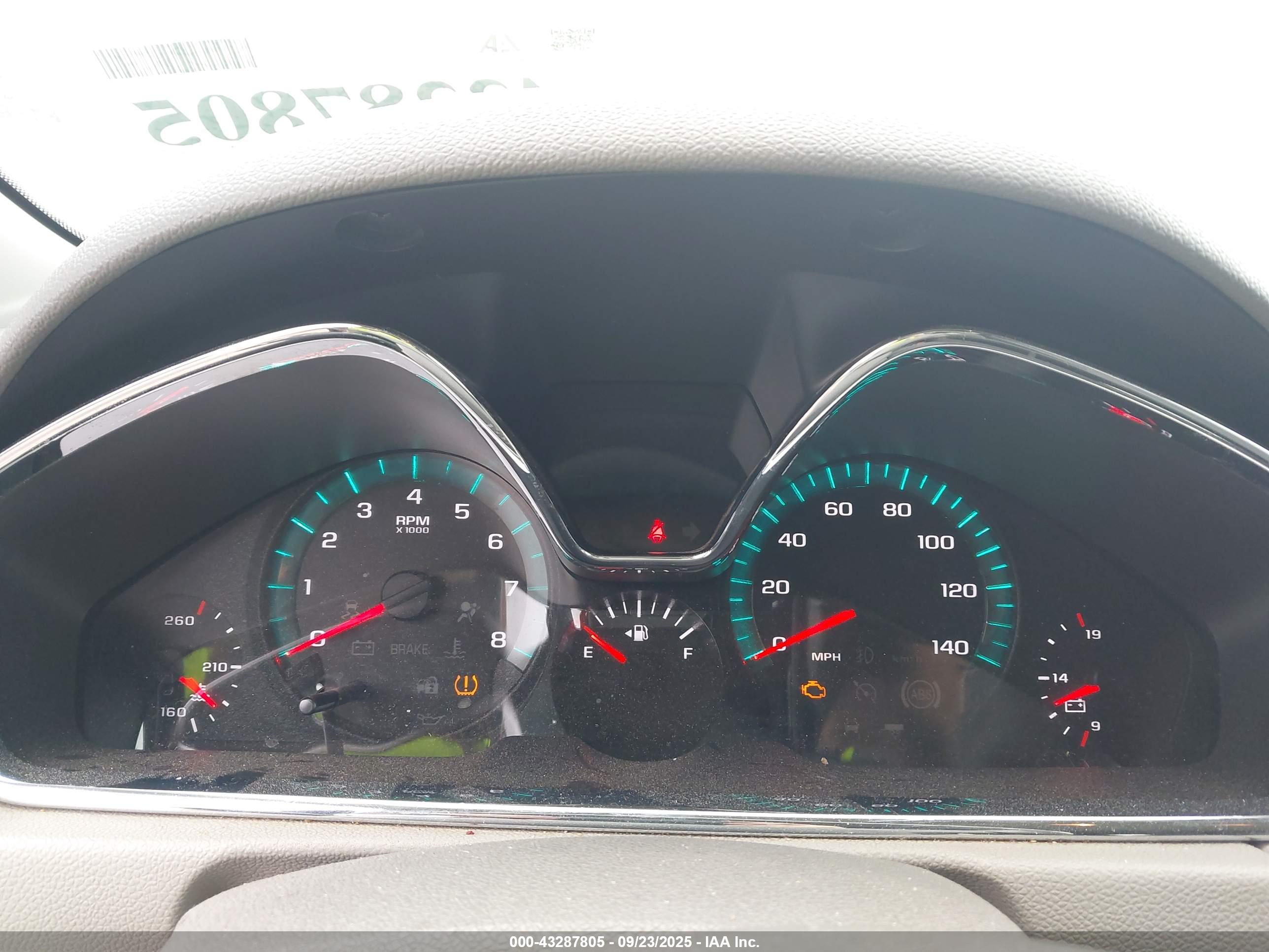 CHEVROLET TRAVERSE image 7