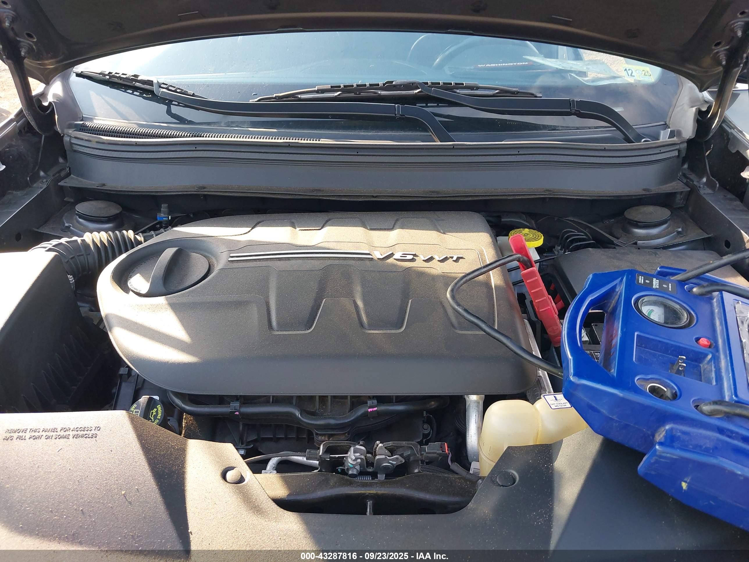 JEEP CHEROKEE image 10