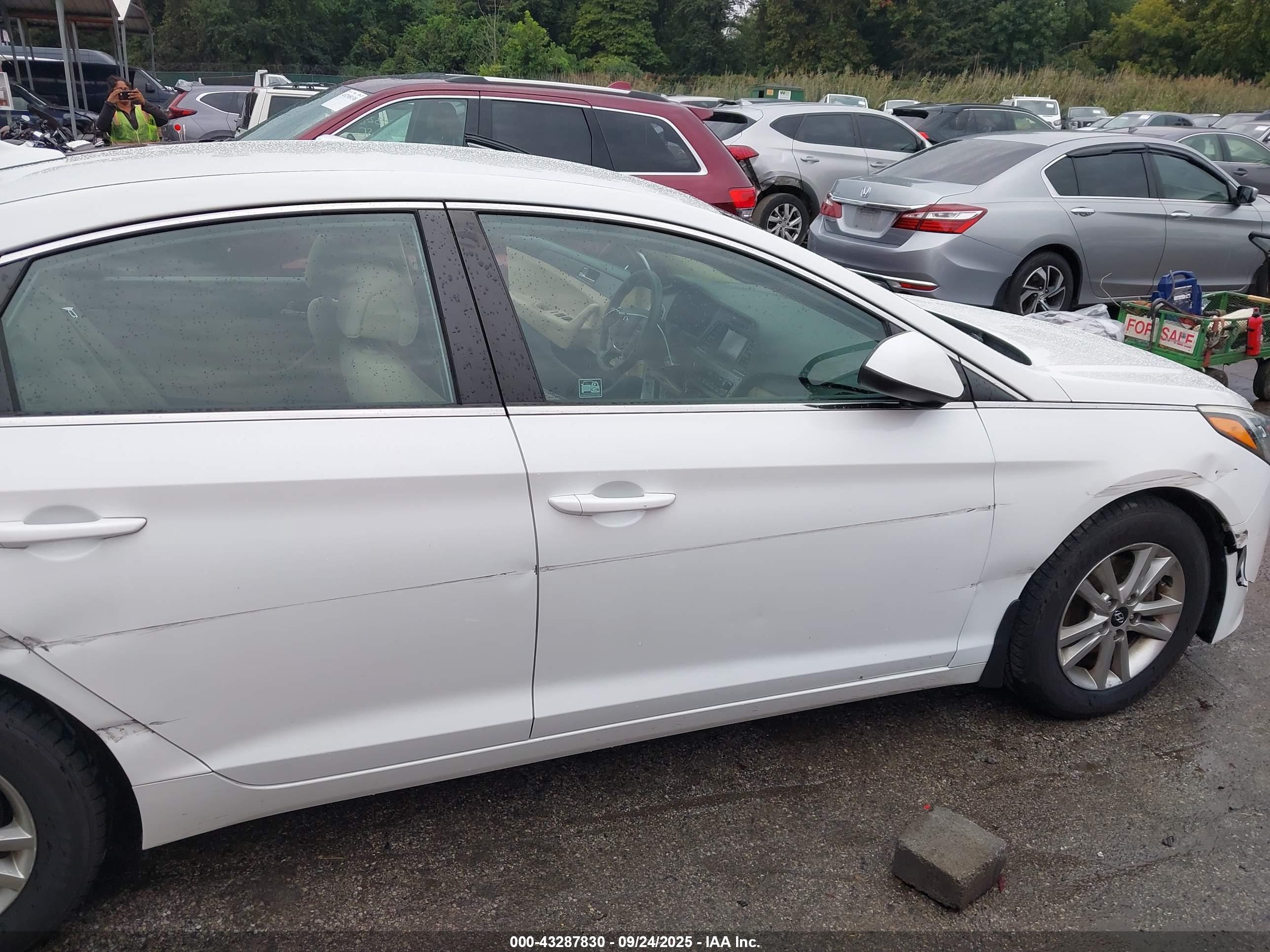 HYUNDAI SONATA image 6