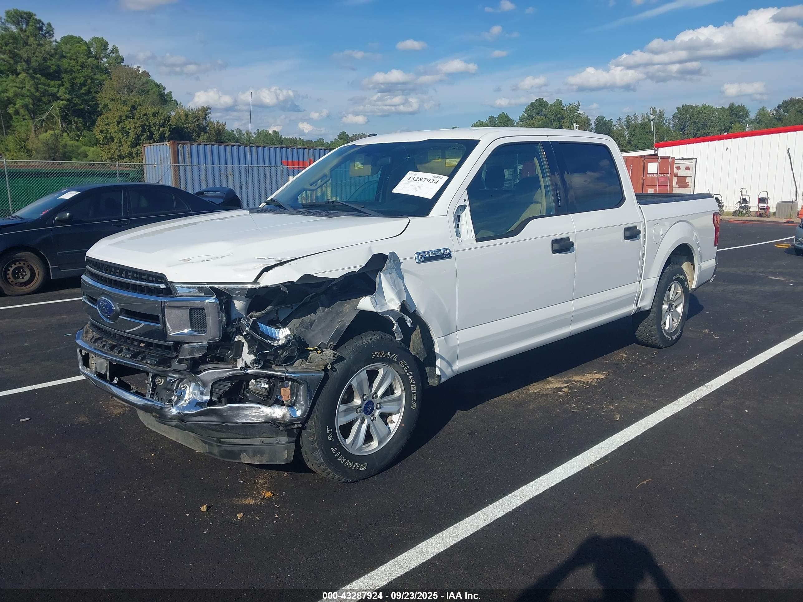 FORD F-150 image 2
