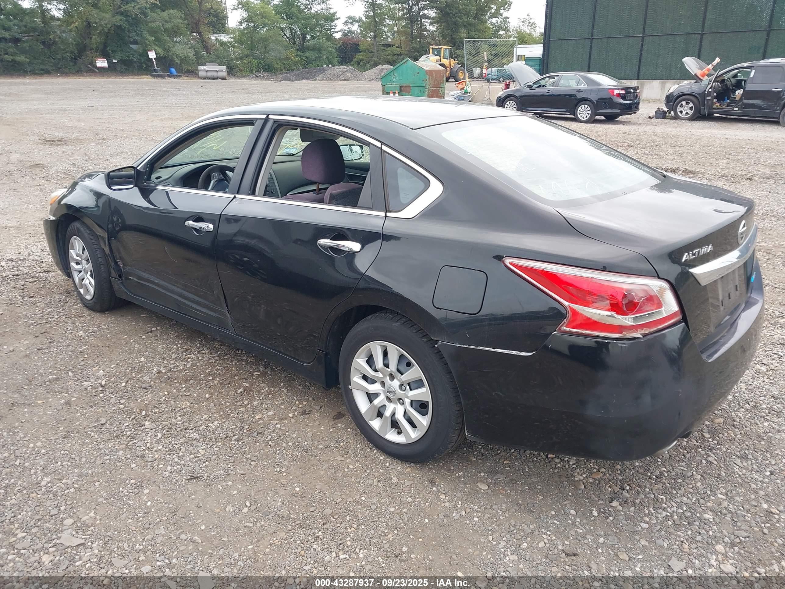 NISSAN ALTIMA image 3
