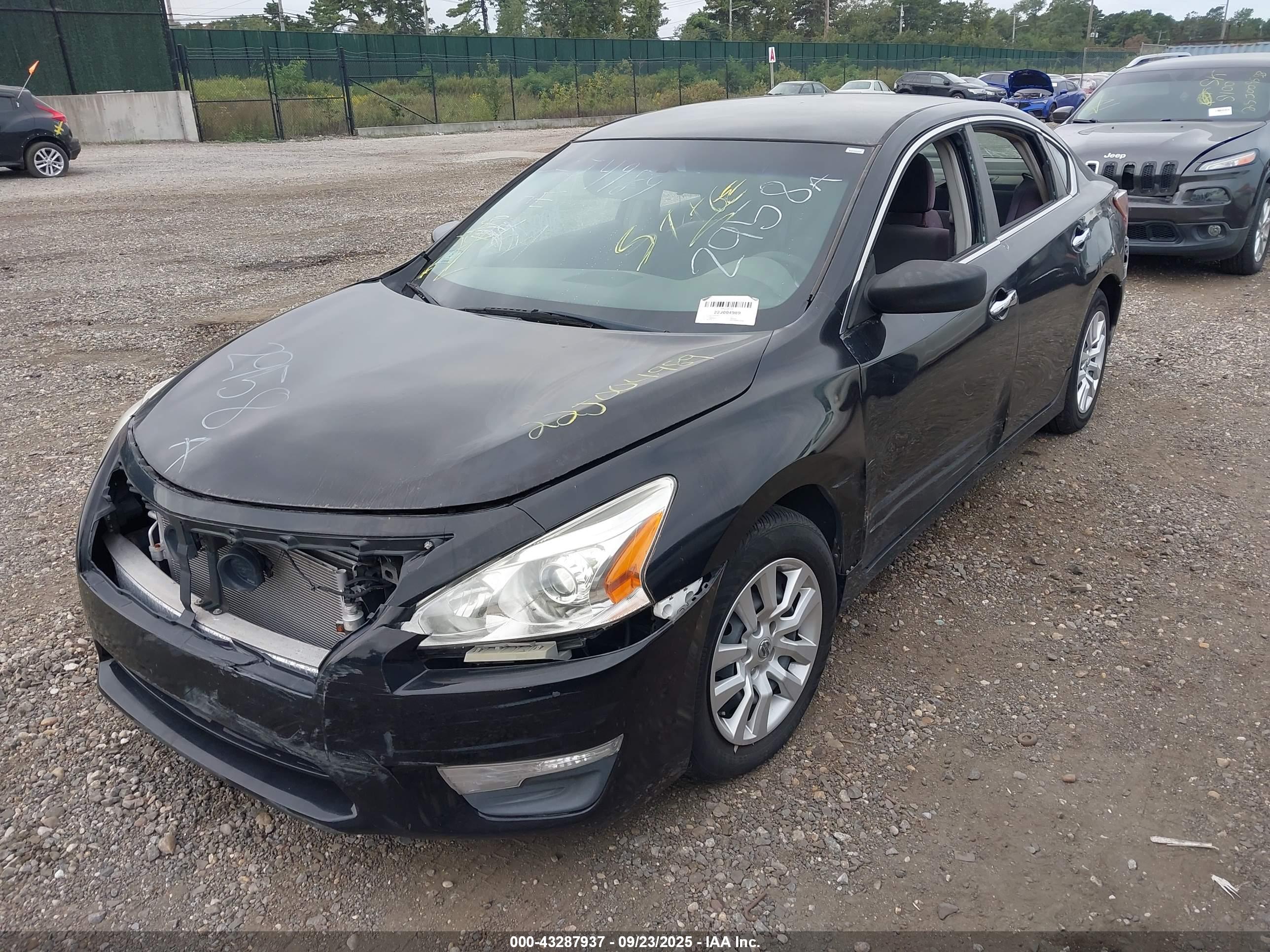 NISSAN ALTIMA image 6