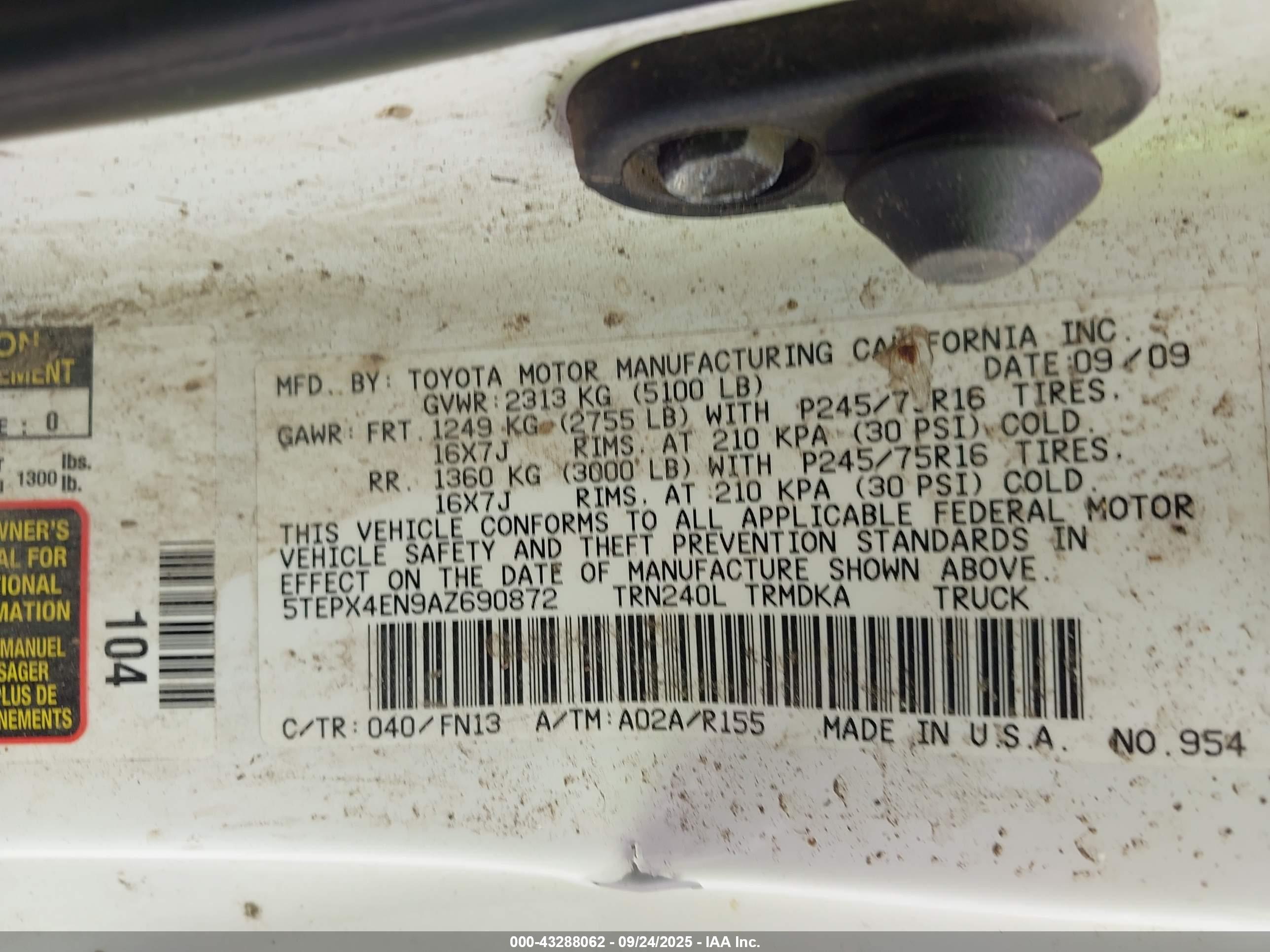 TOYOTA TACOMA image 9