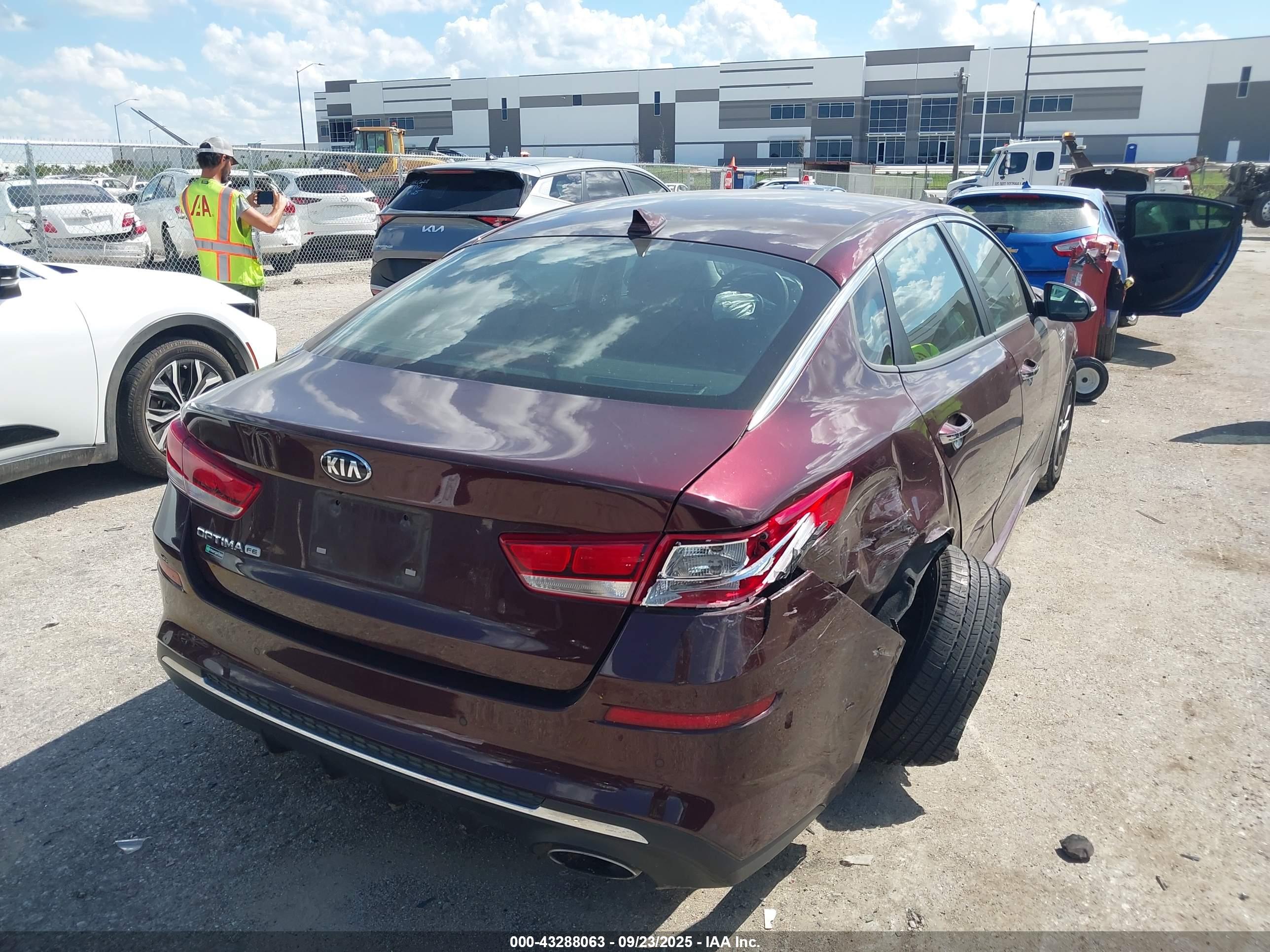 KIA OPTIMA image 4