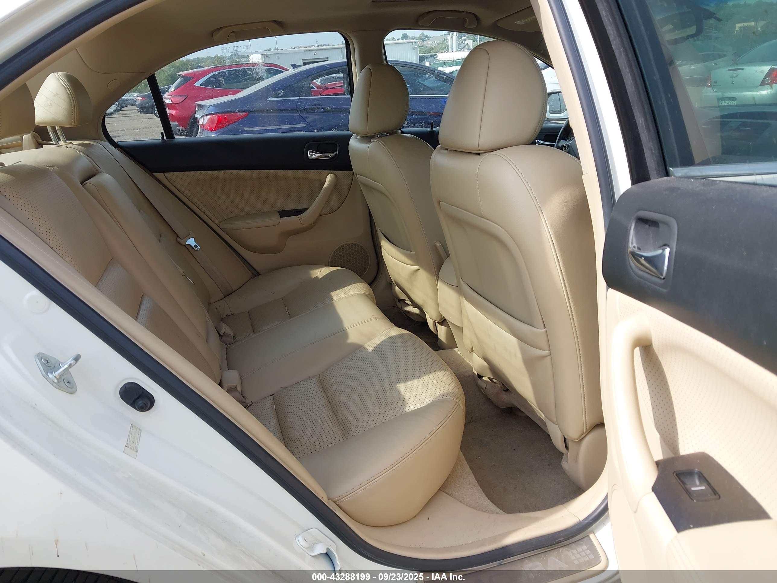 ACURA TSX image 8