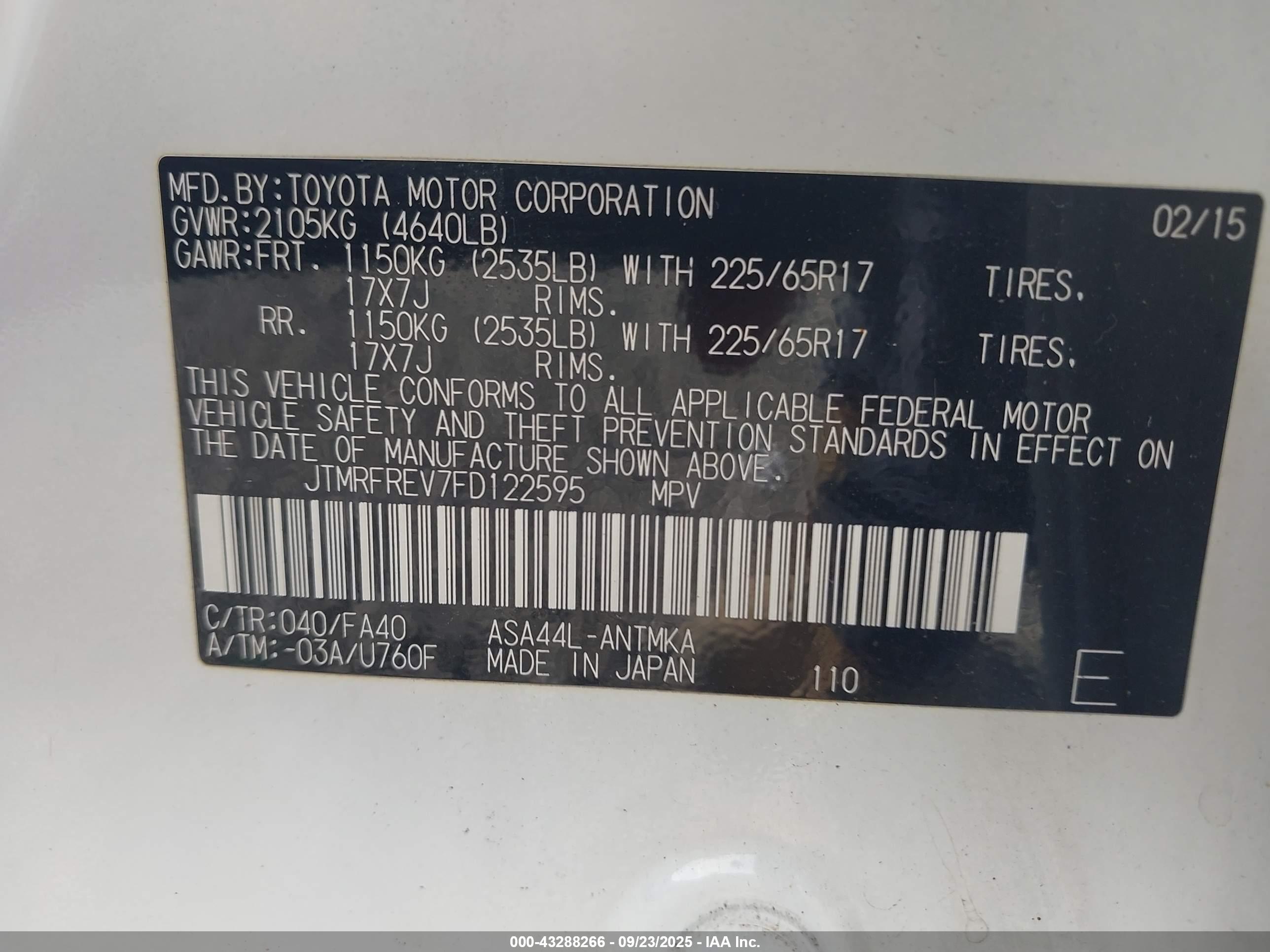 TOYOTA RAV4 image 9