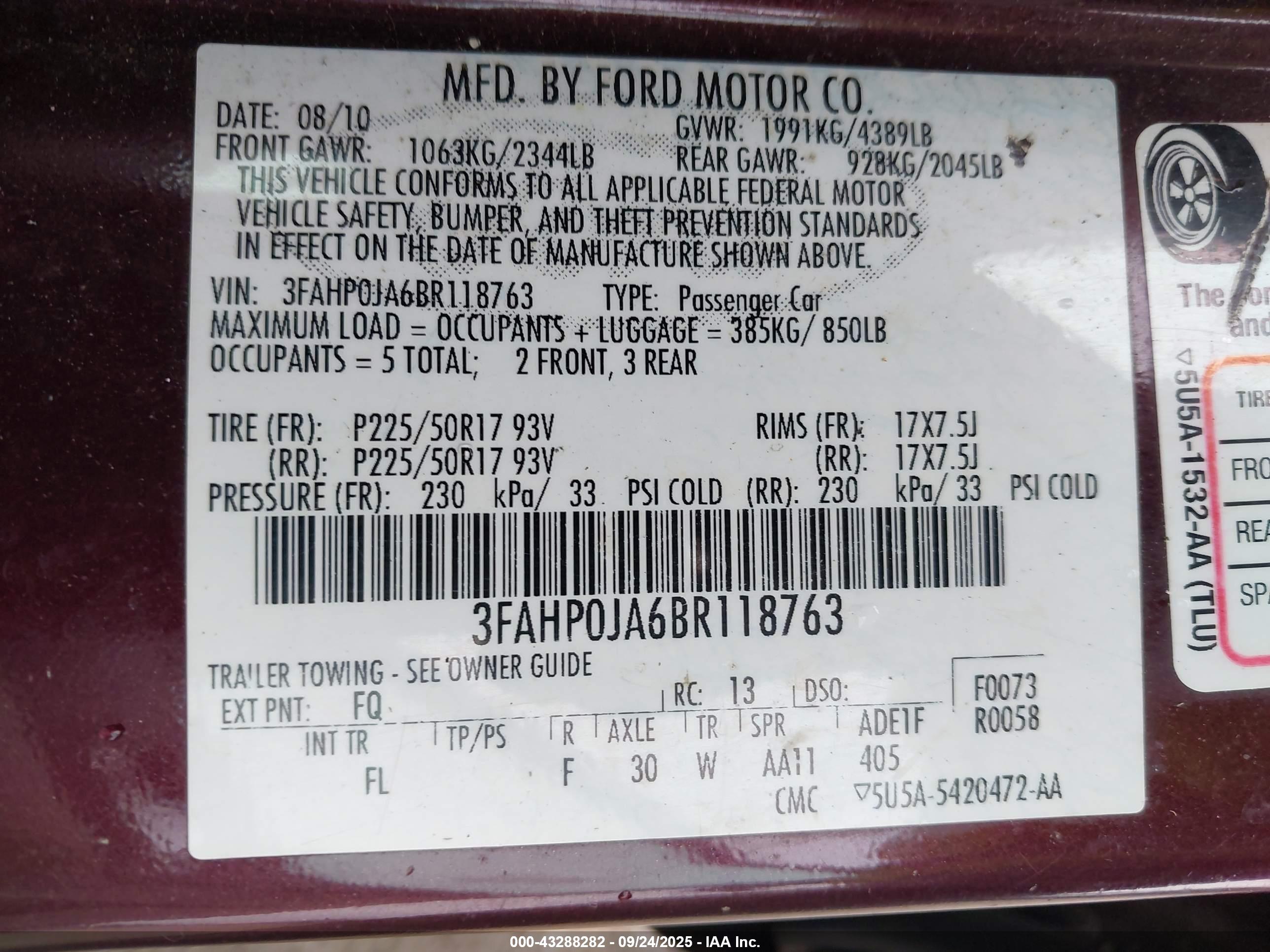 FORD FUSION image 9
