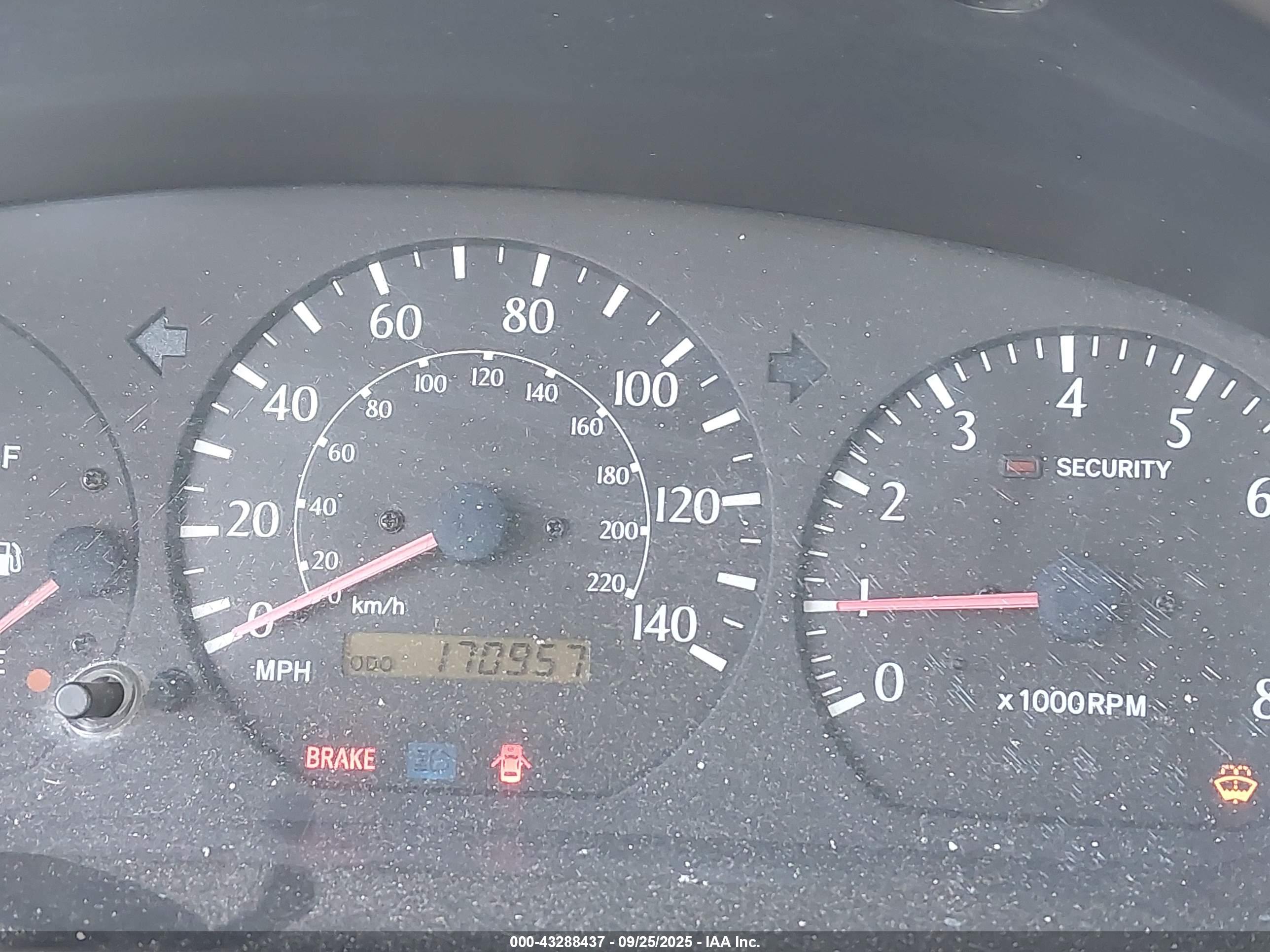 TOYOTA CAMRY image 7