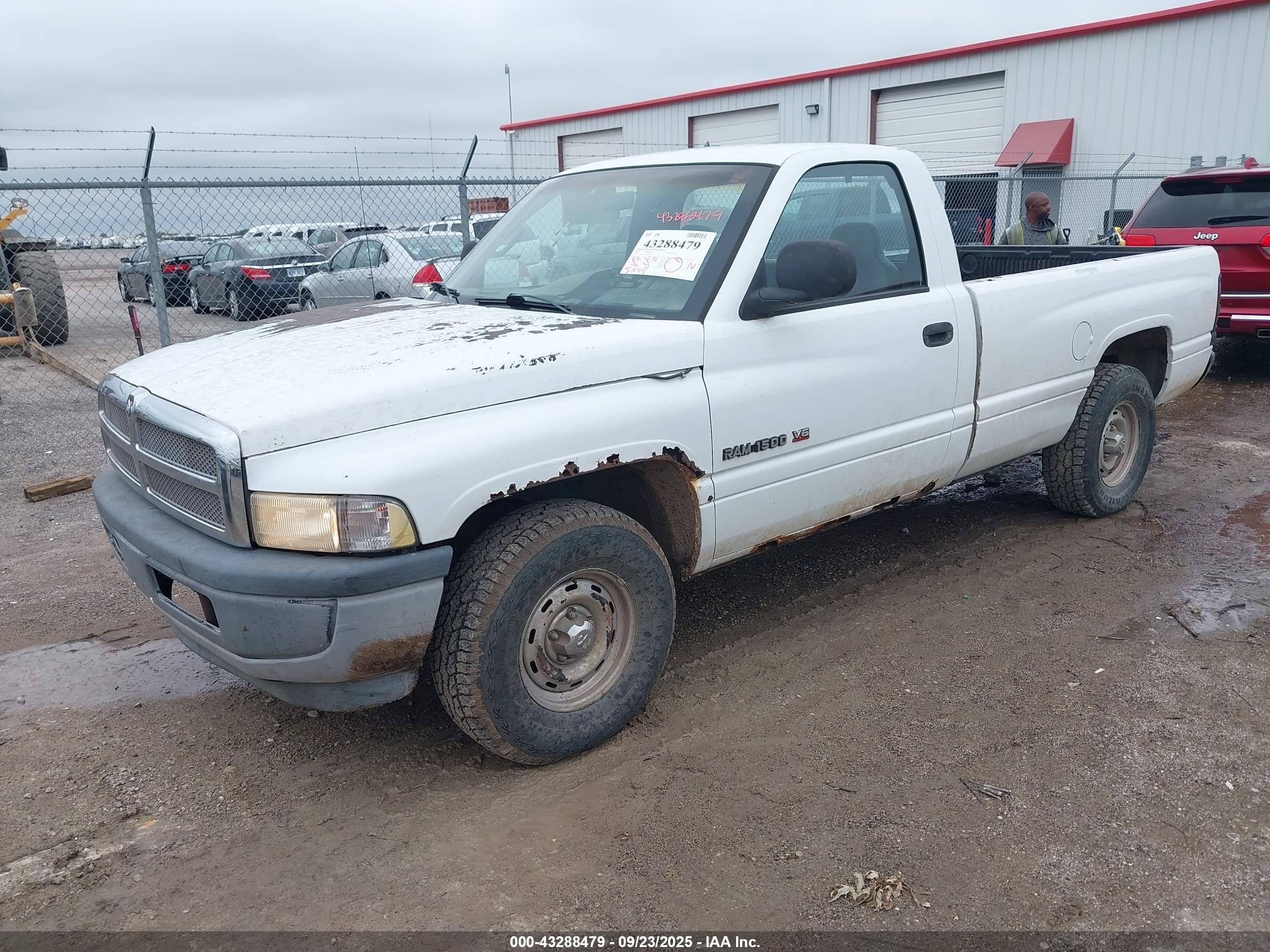 DODGE RAM image 2
