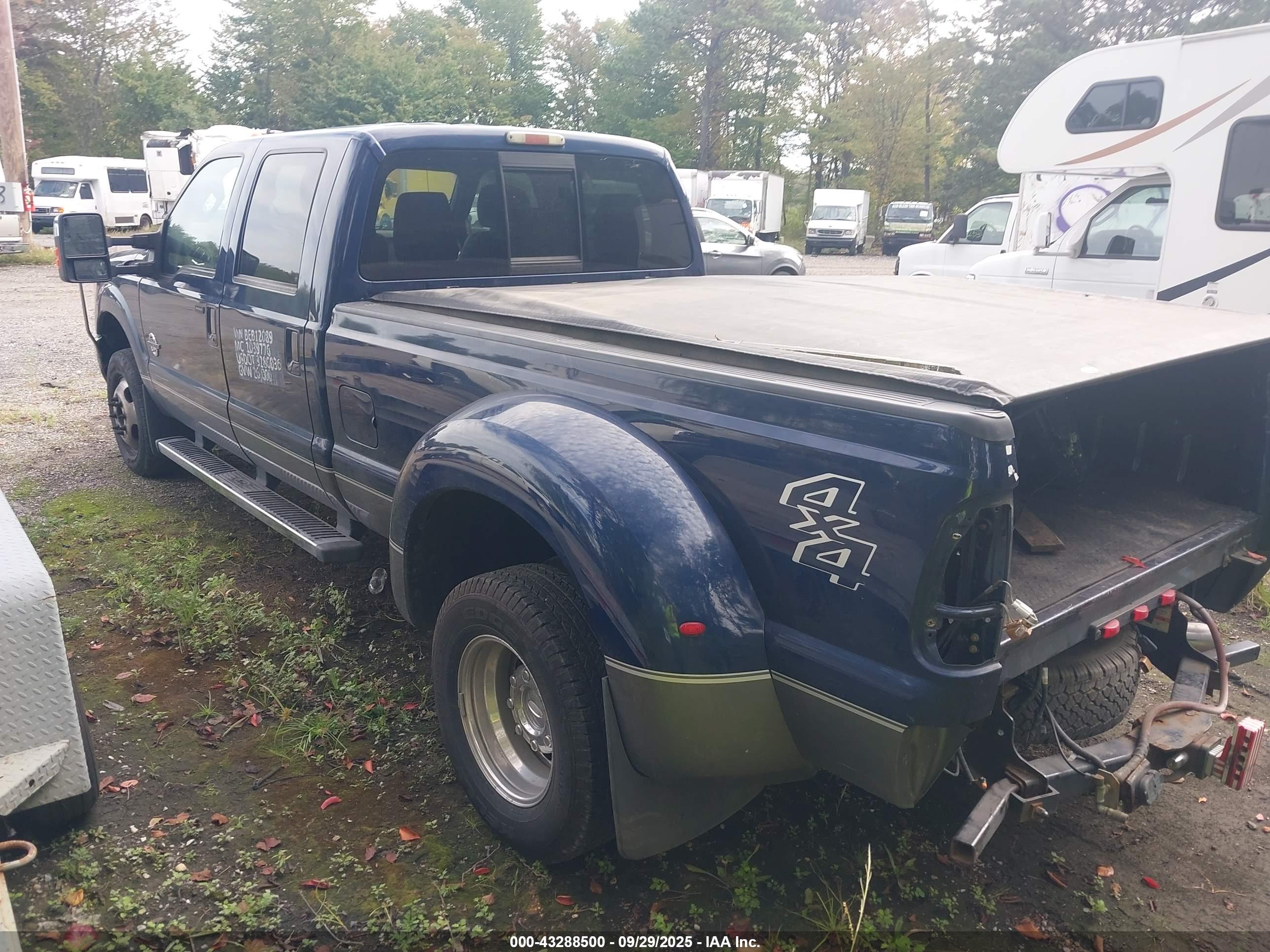 FORD F-350 image 3