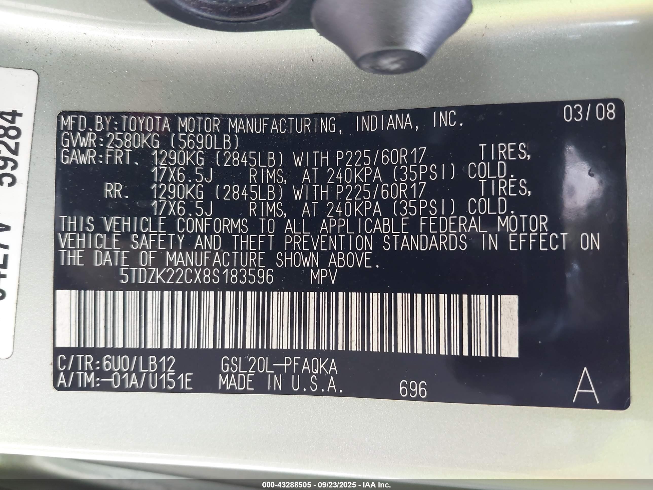 TOYOTA SIENNA image 9