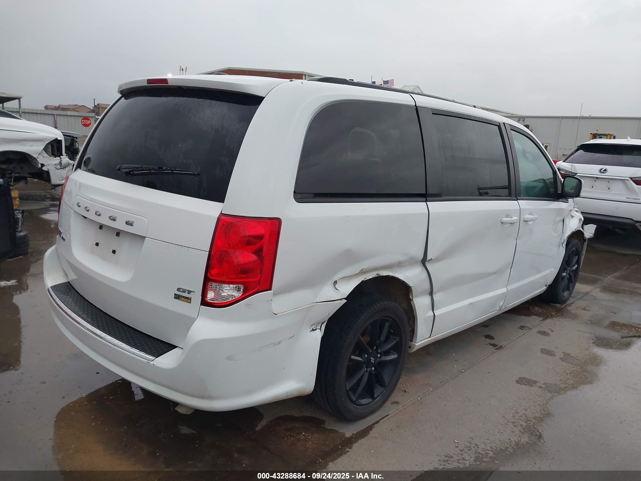 DODGE GRAND image 4