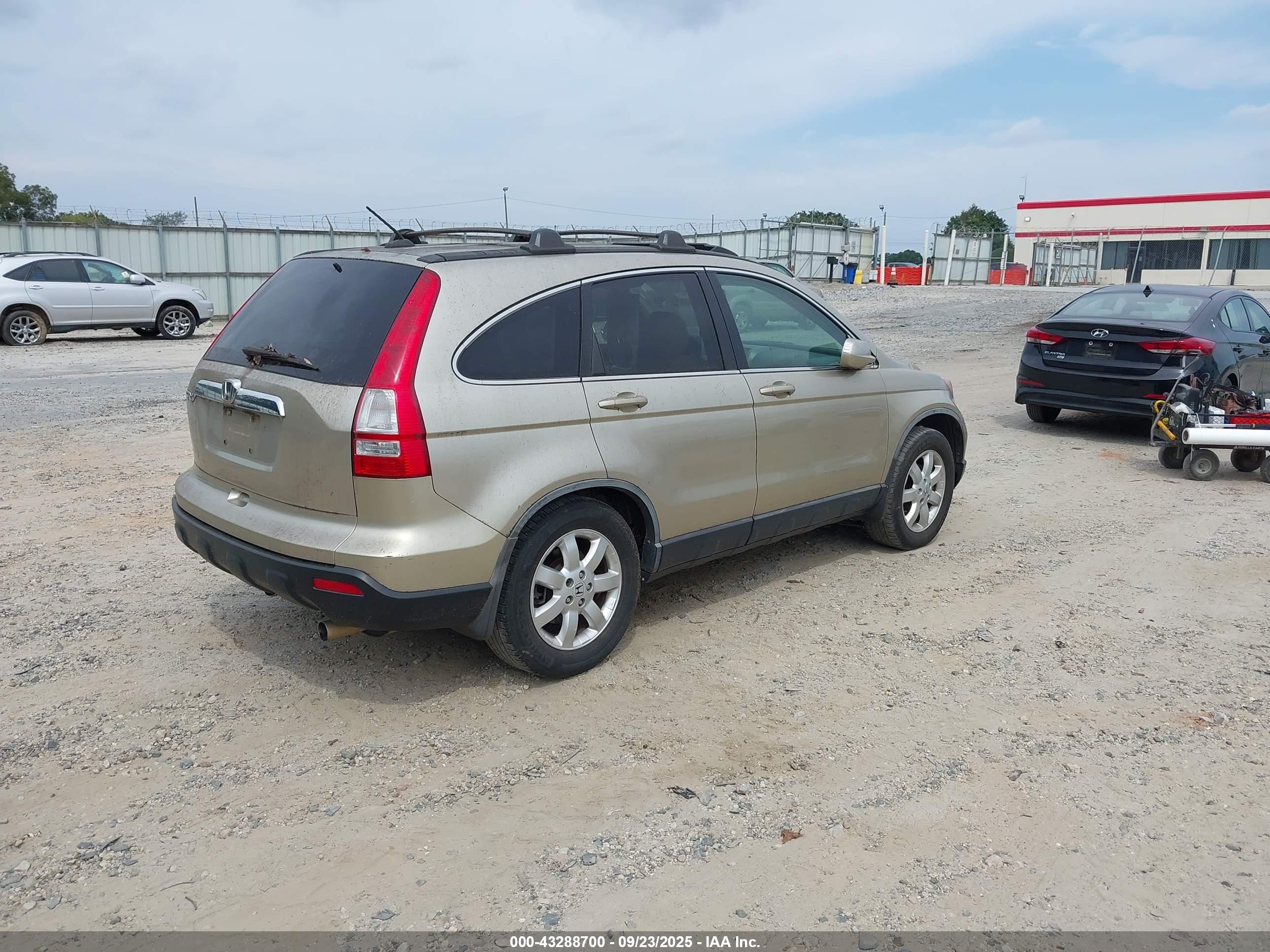 HONDA CR-V image 4