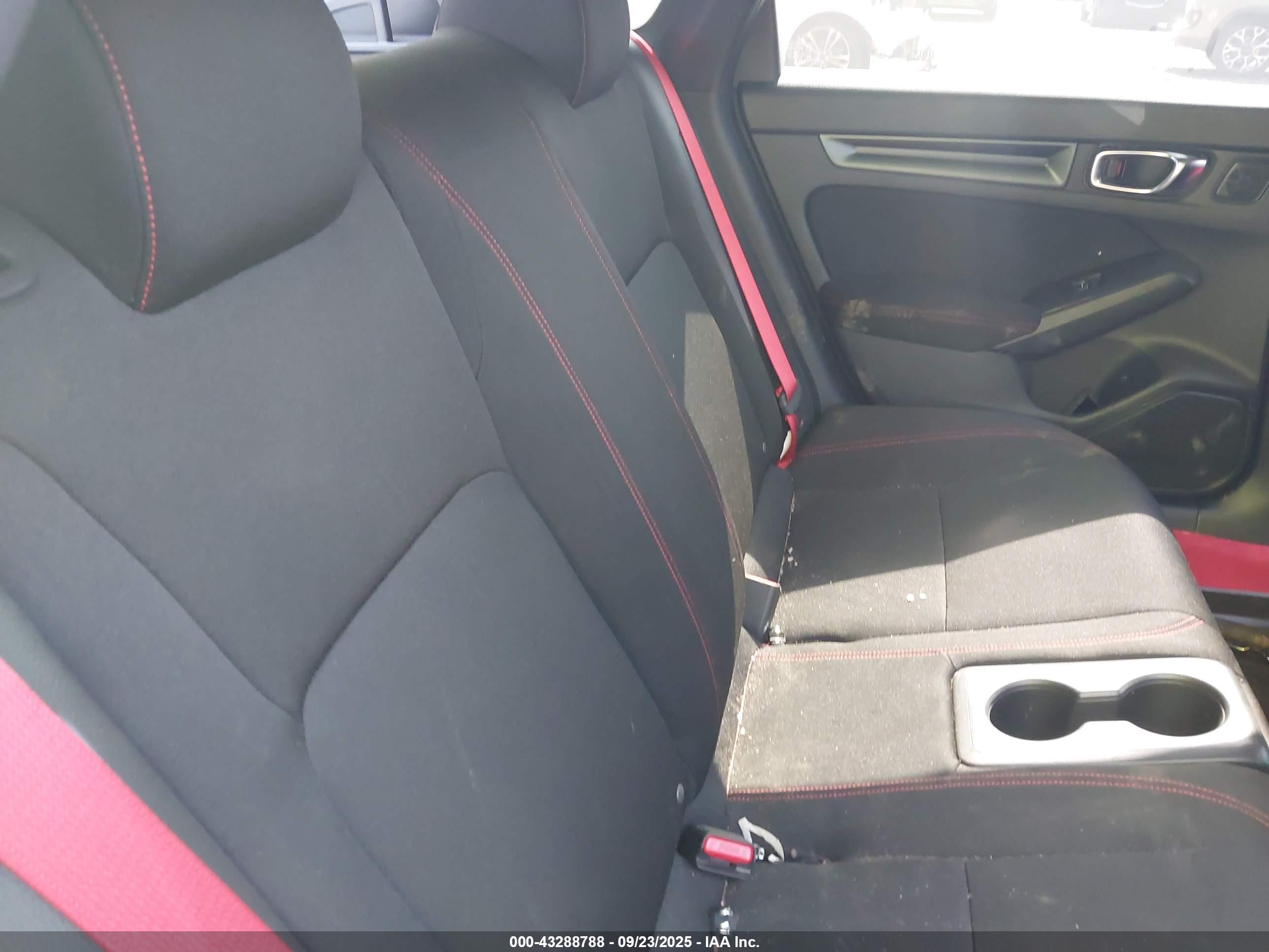HONDA CIVIC image 8