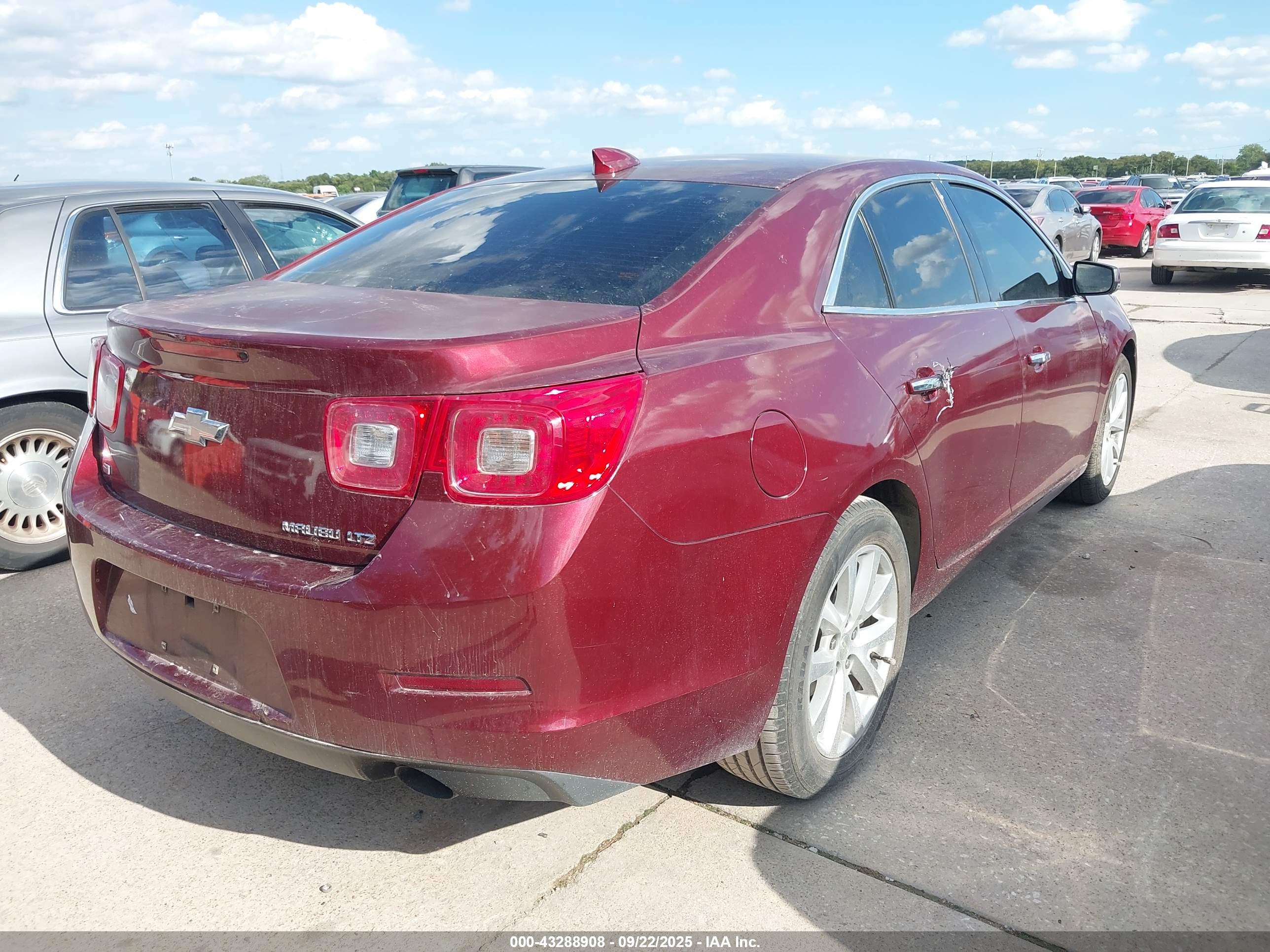 CHEVROLET MALIBU image 4