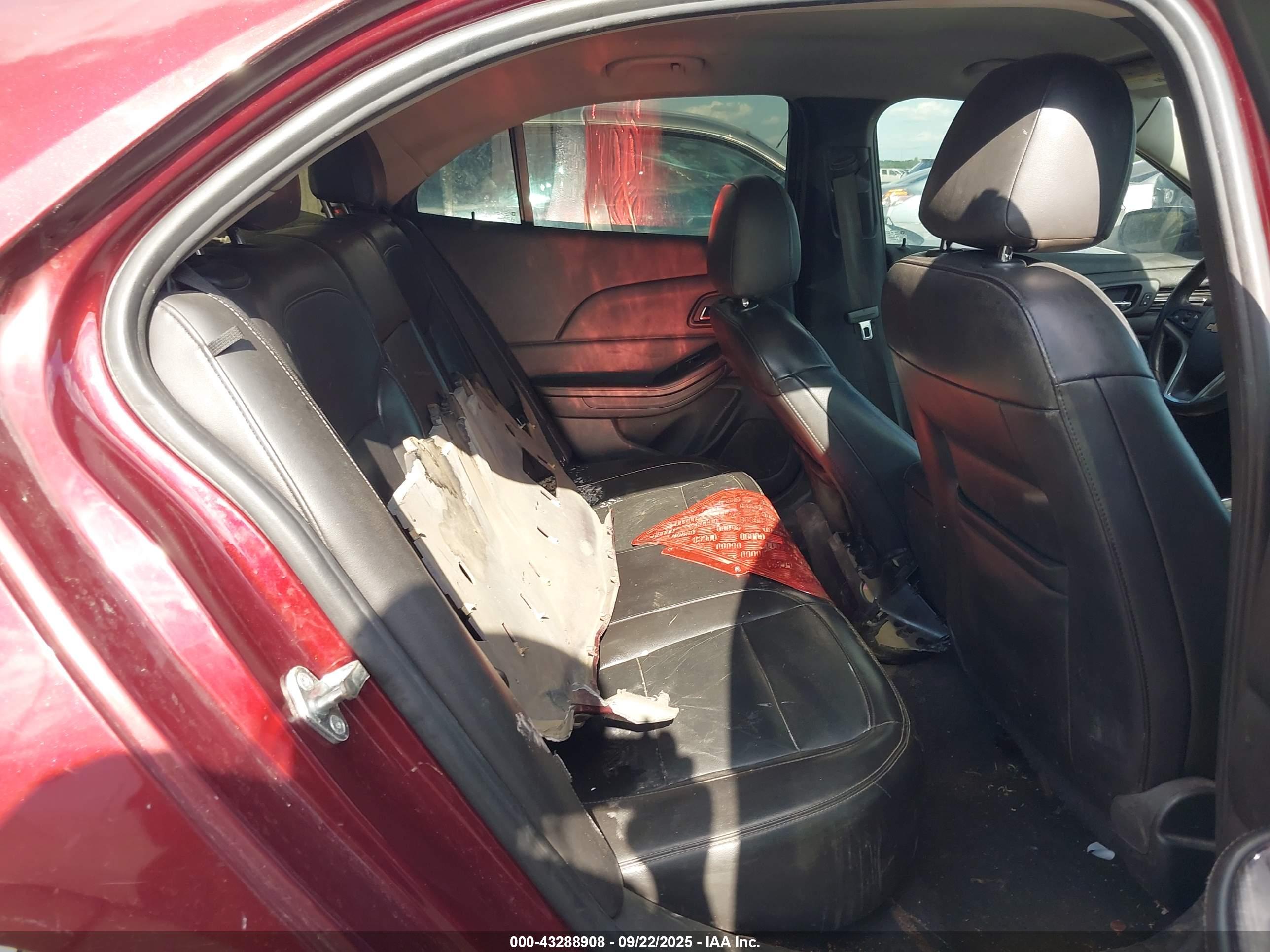 CHEVROLET MALIBU image 8