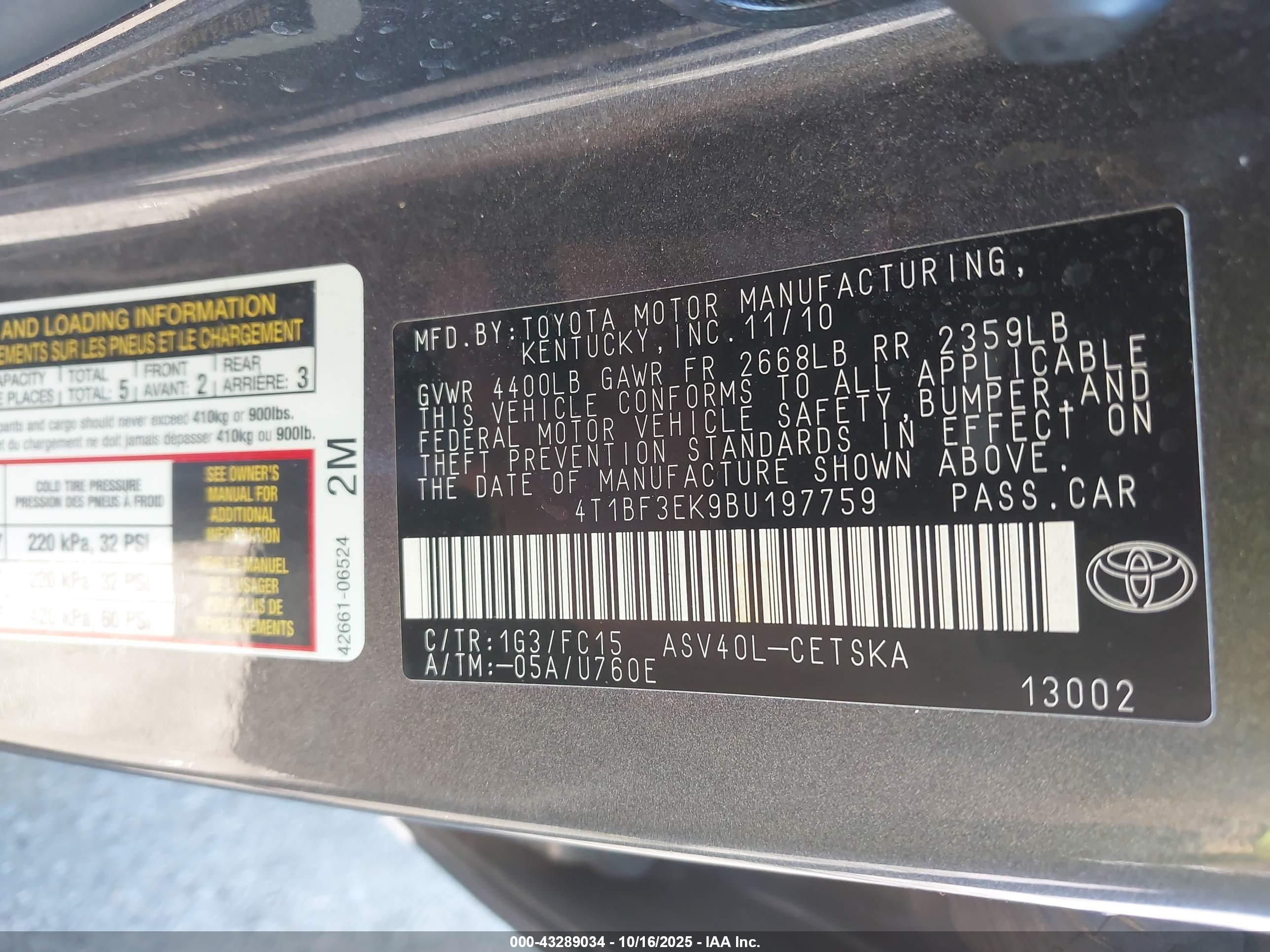 TOYOTA CAMRY image 9