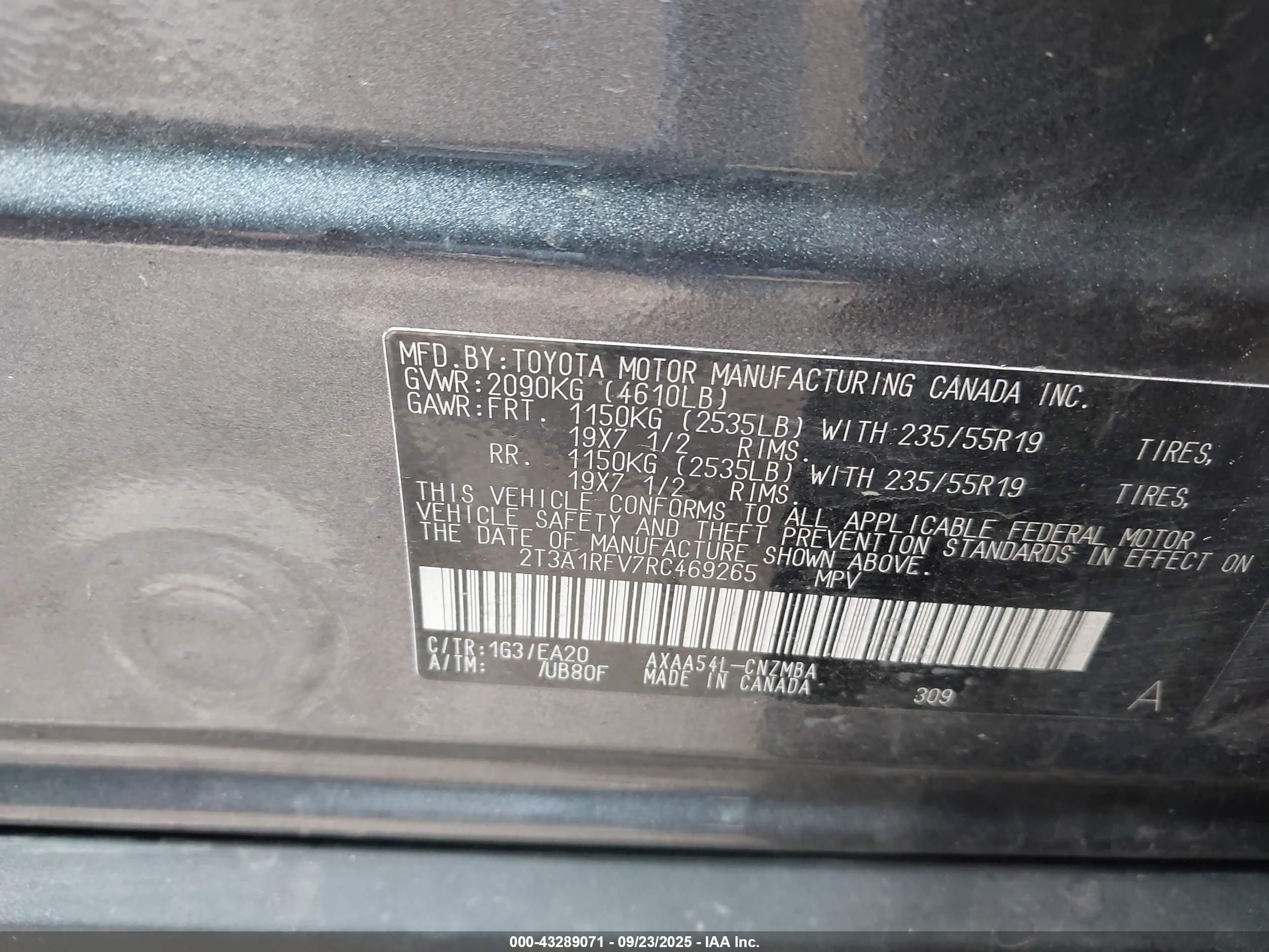 TOYOTA RAV4 image 9