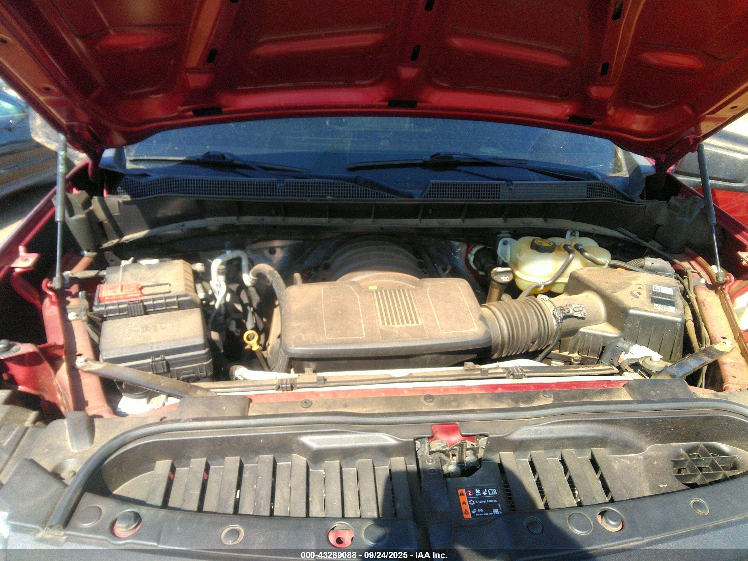 CHEVROLET SILVERADO image 10