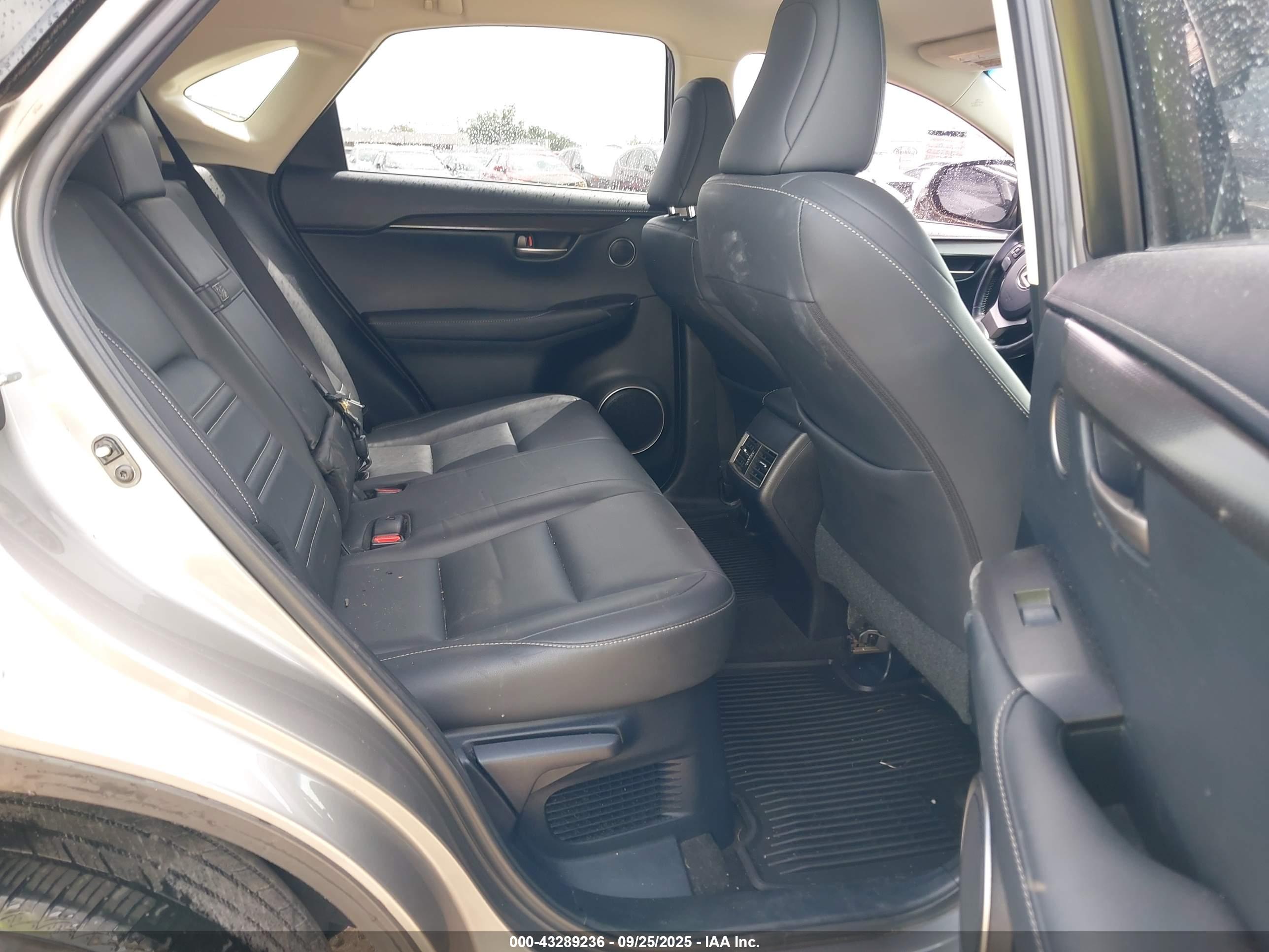 LEXUS NX image 8