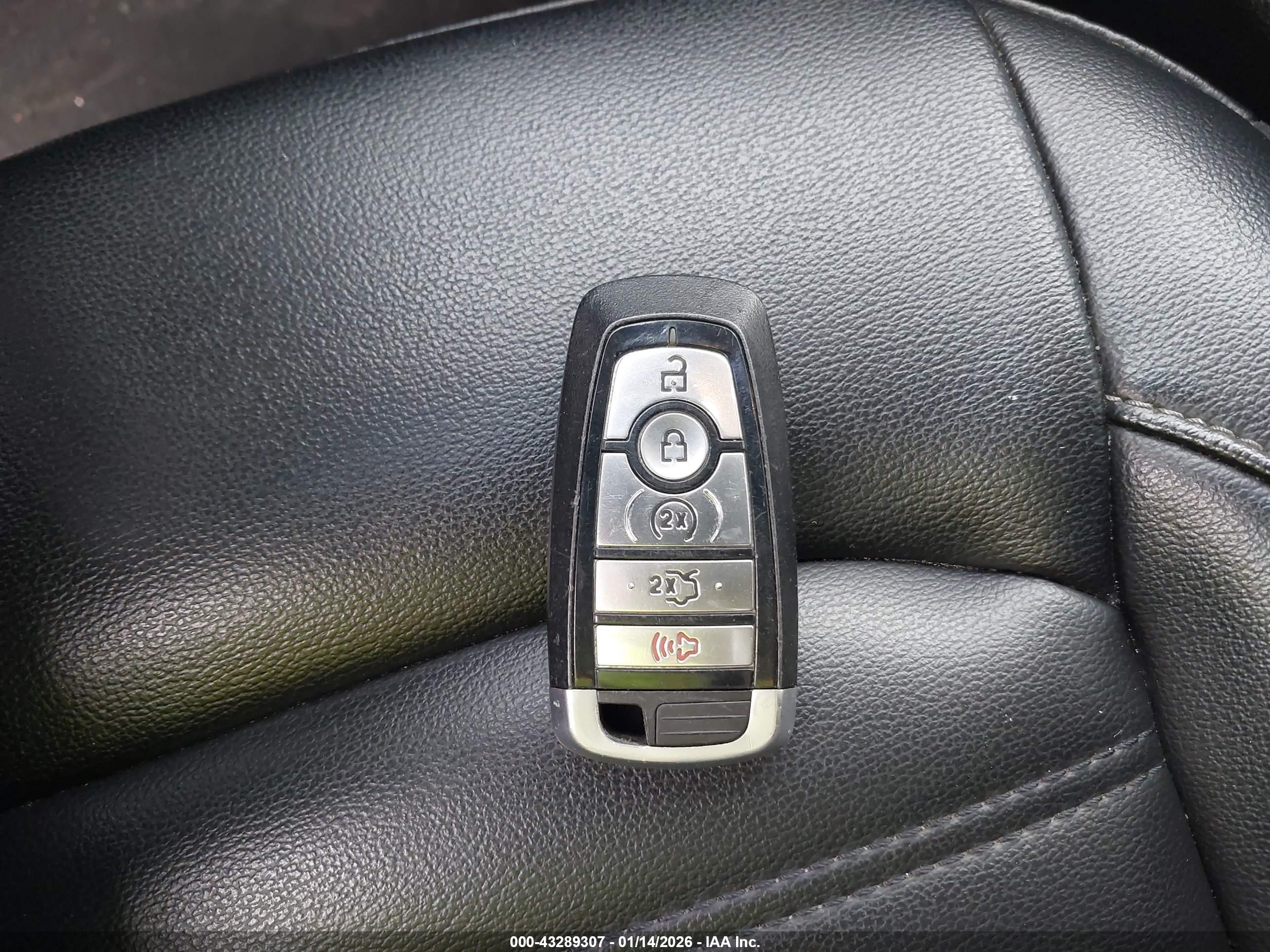 FORD EDGE image 11