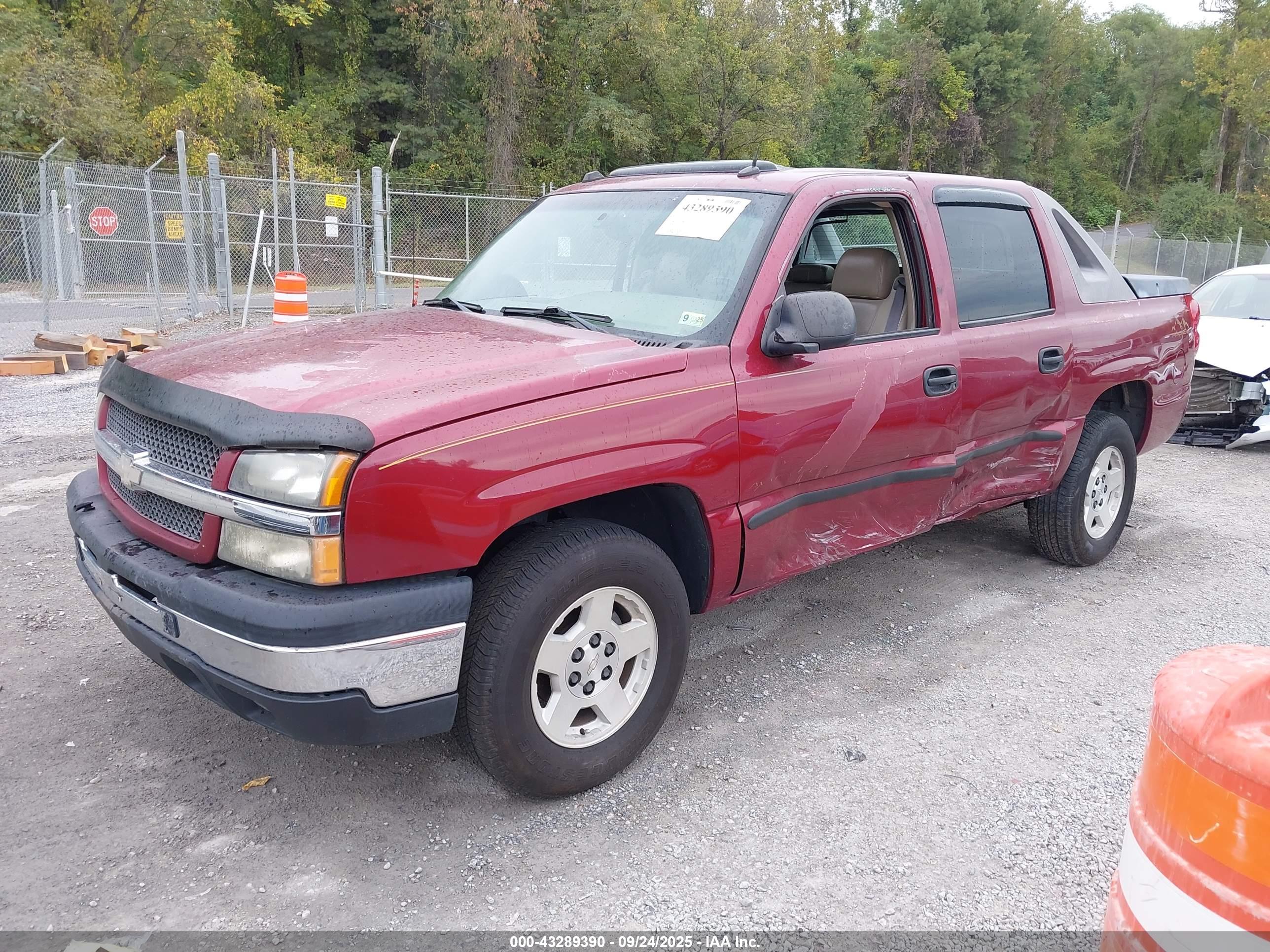 CHEVROLET AVALANCHE image 2