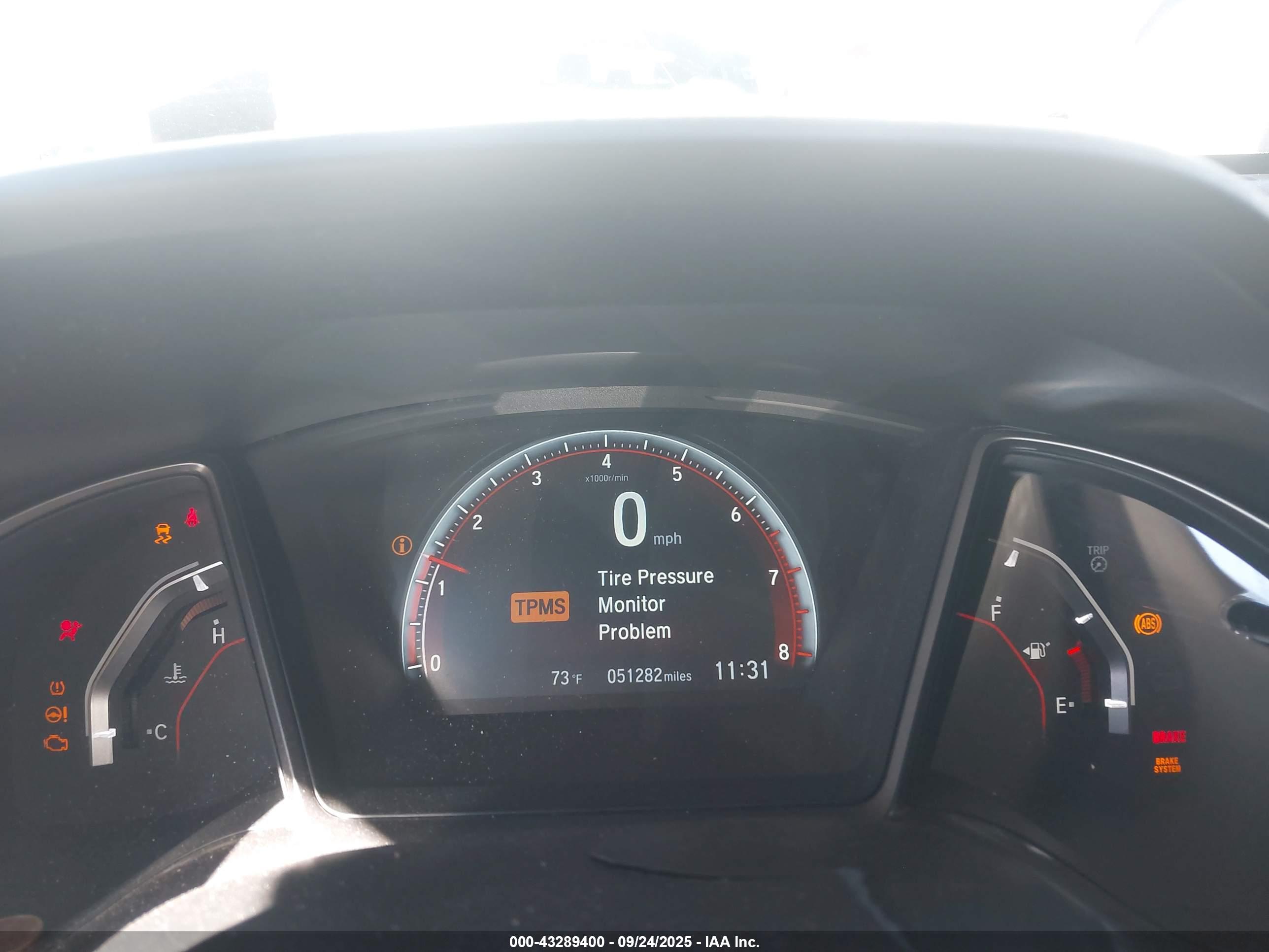 HONDA CIVIC image 7