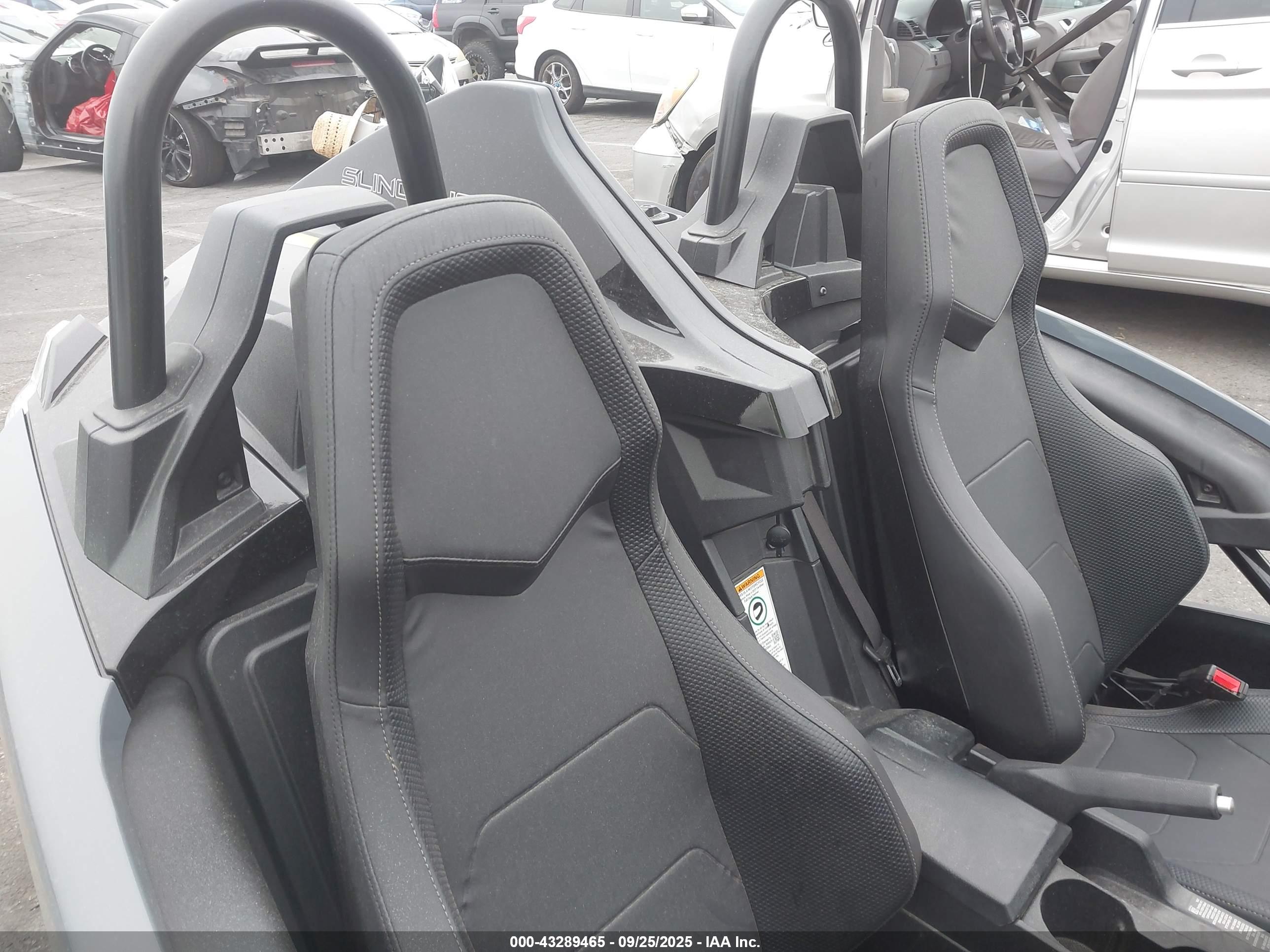 POLARIS SLINGSHOT image 8