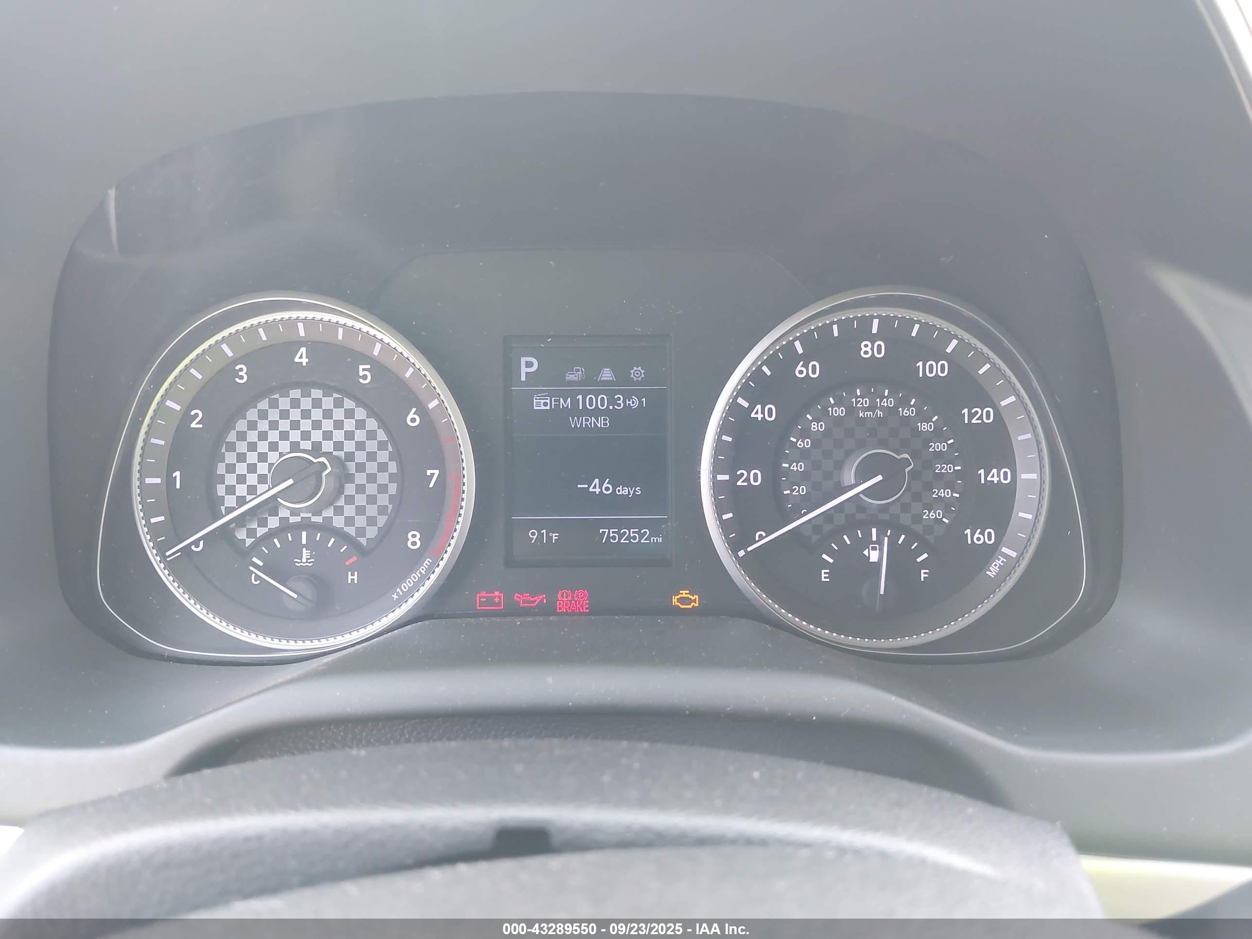 HYUNDAI ELANTRA image 7