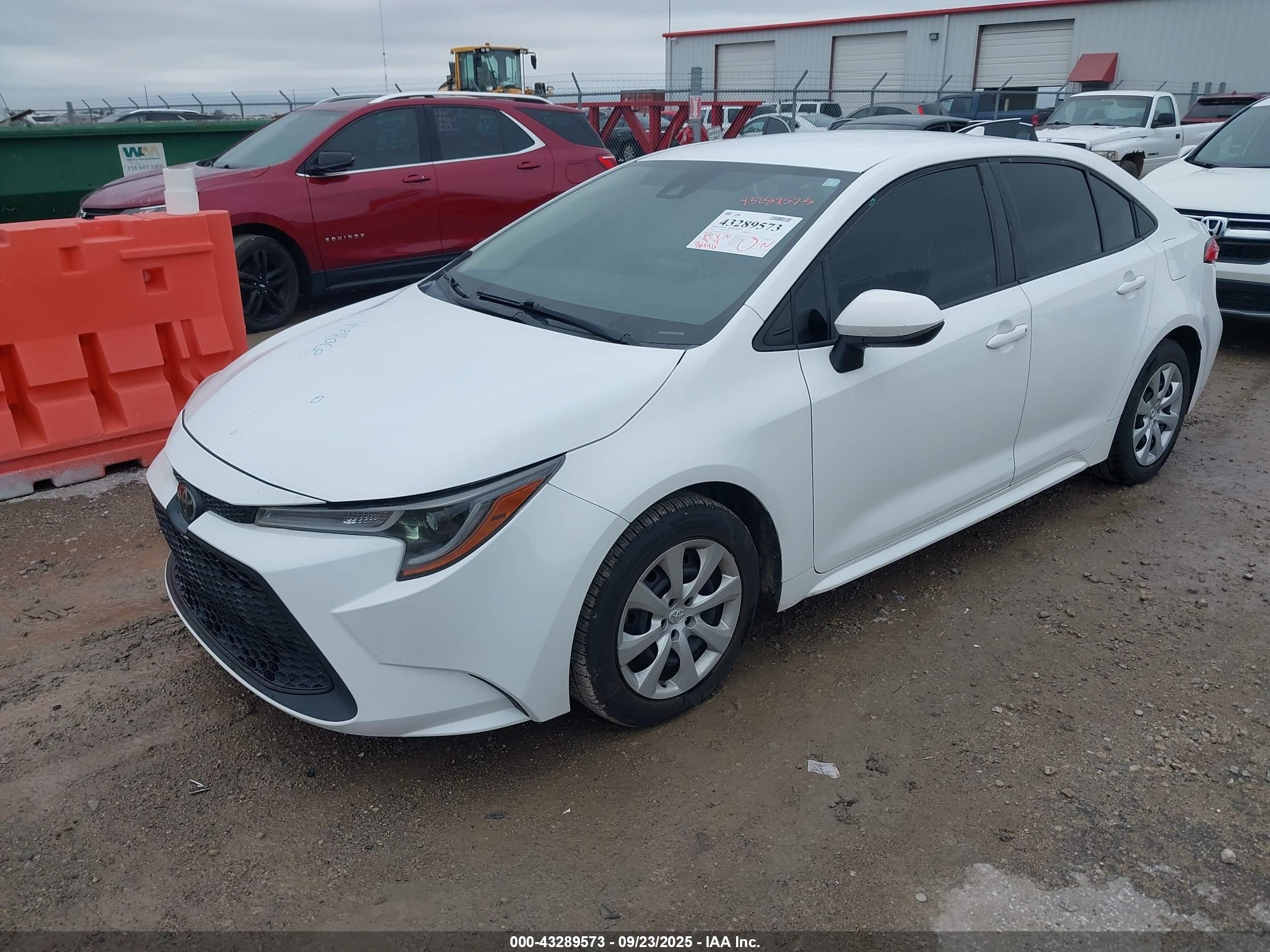 TOYOTA COROLLA image 2
