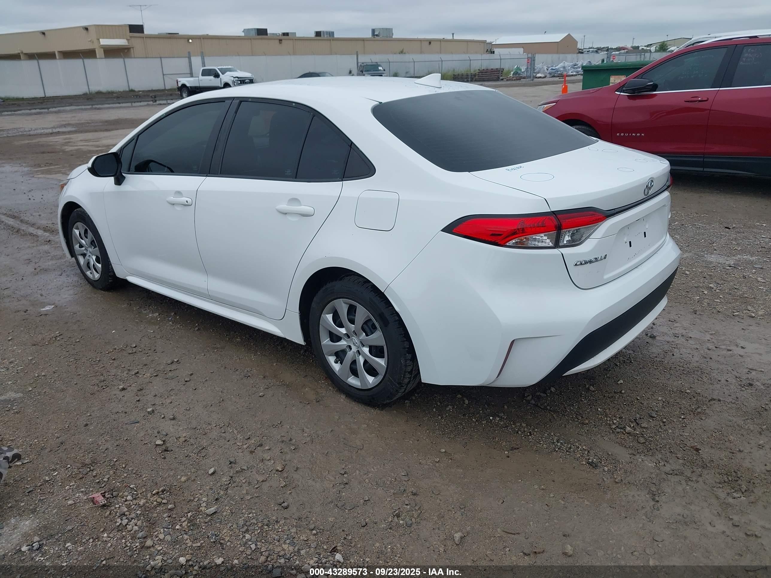 TOYOTA COROLLA image 3
