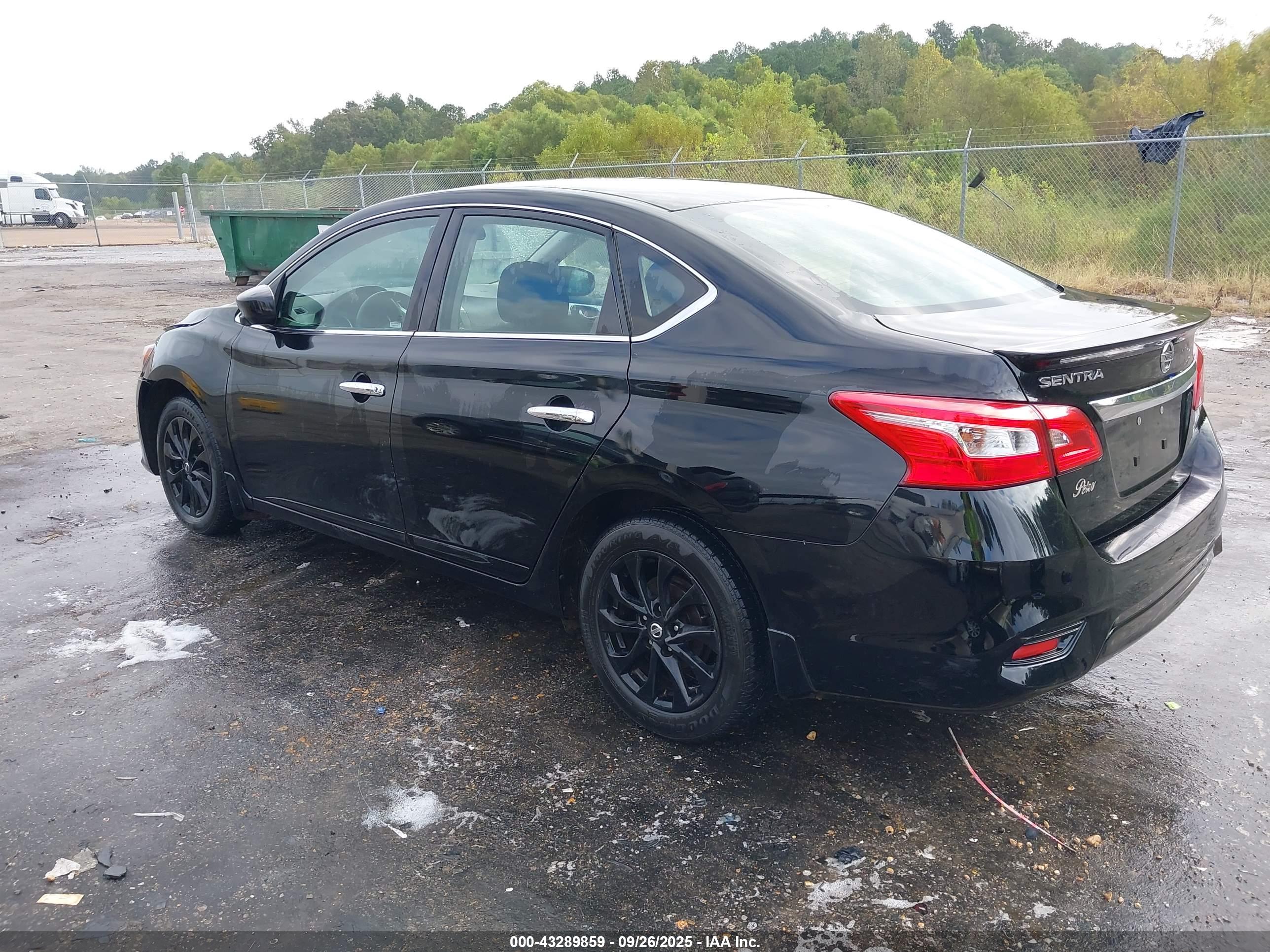 NISSAN SENTRA image 3