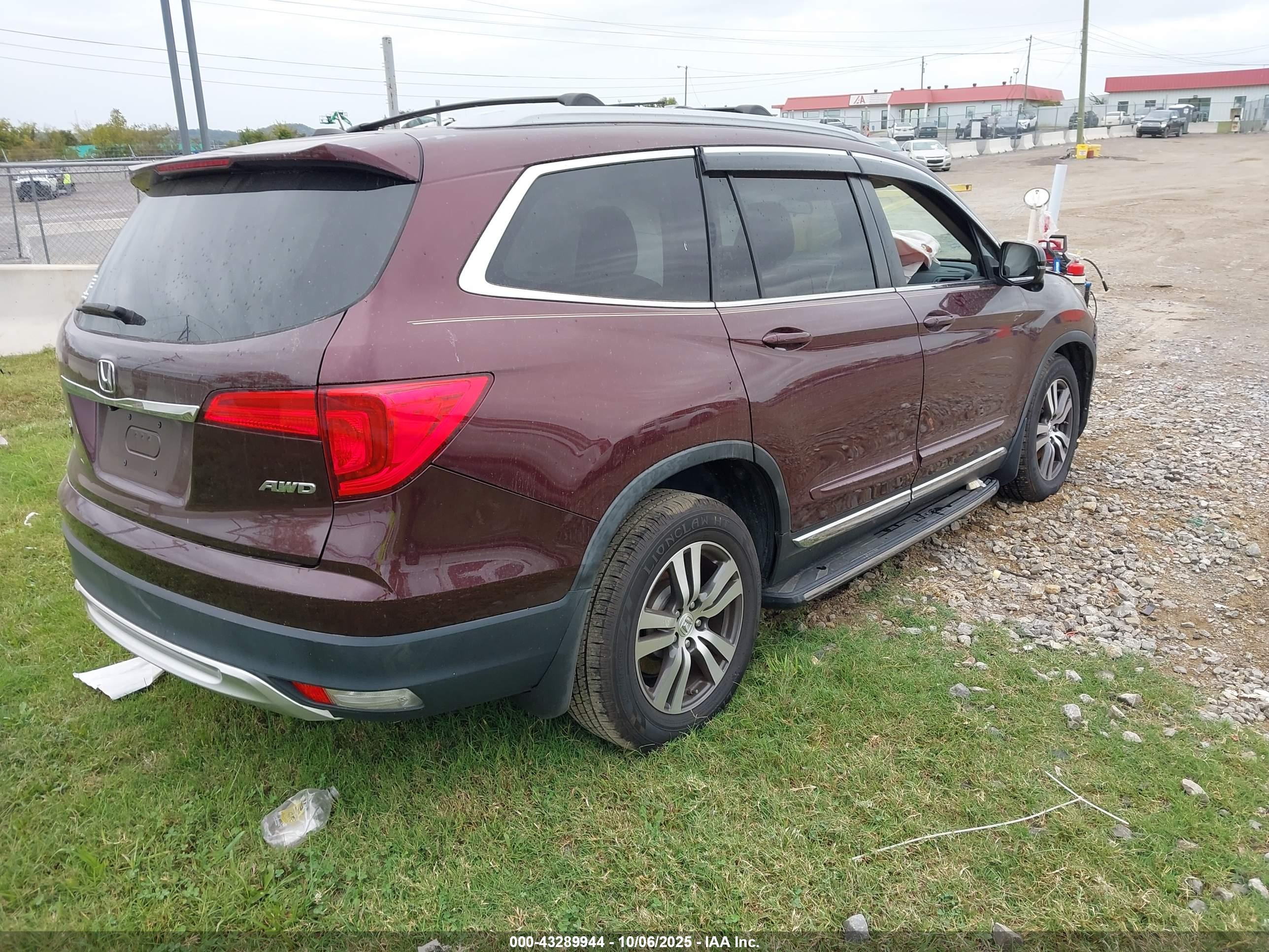 HONDA PILOT image 4