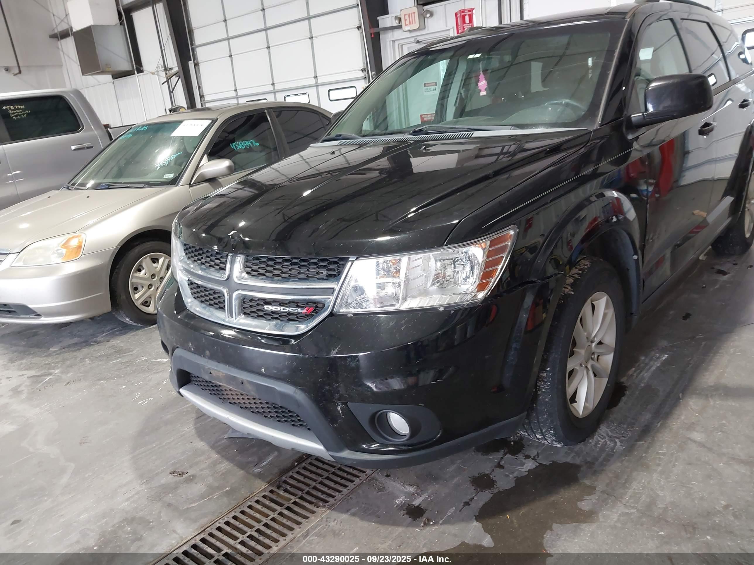 DODGE JOURNEY image 6