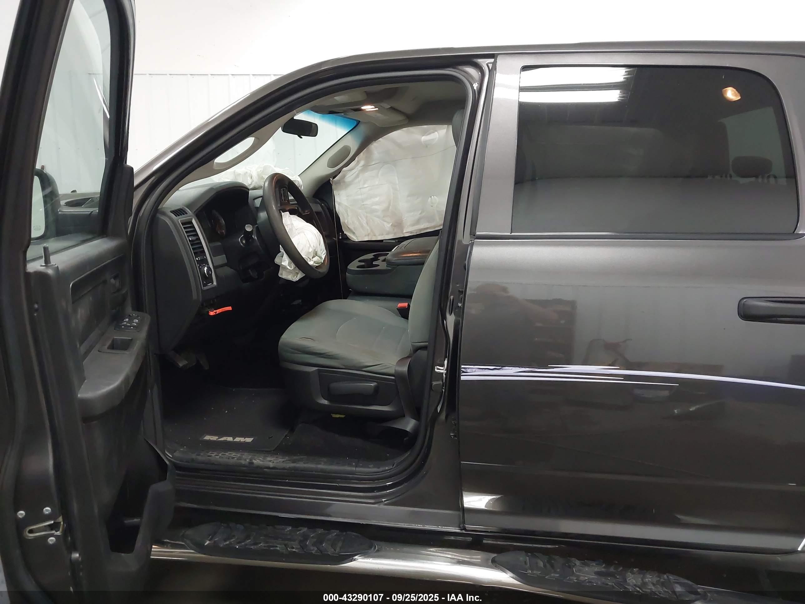 RAM 1500 image 5