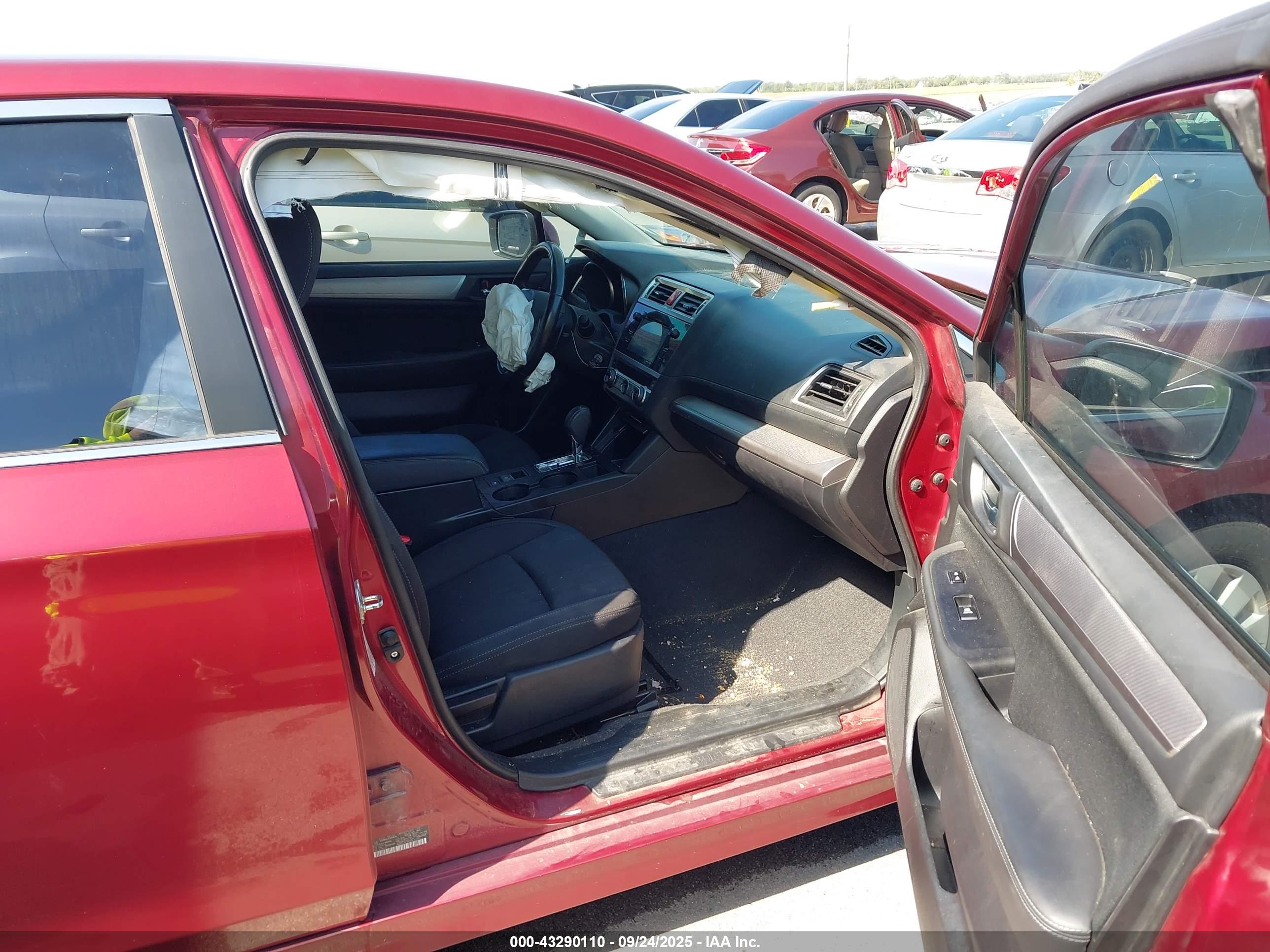 SUBARU LEGACY image 5