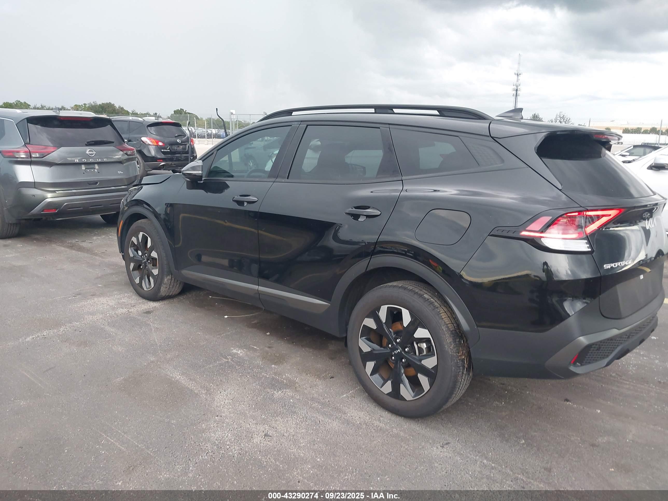 KIA SPORTAGE image 3
