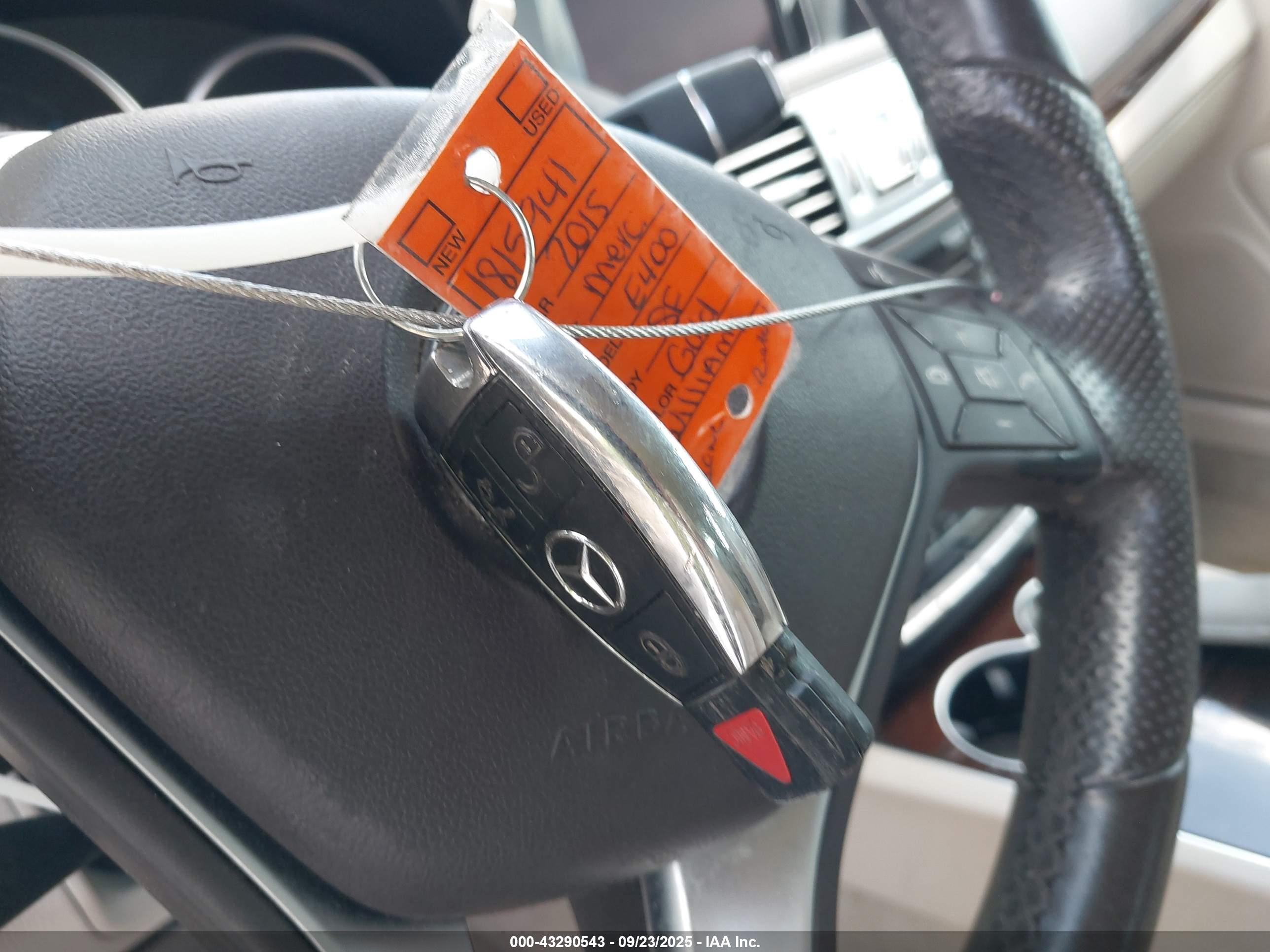 MERCEDES-BENZ E image 11