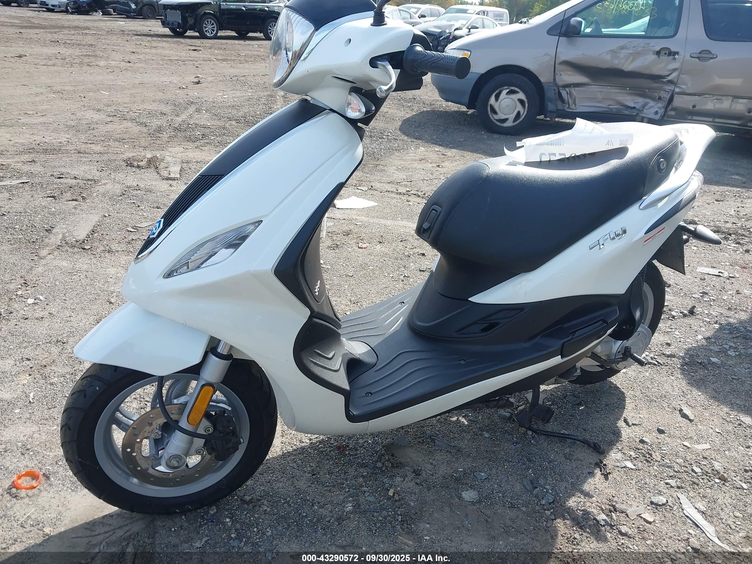 PIAGGIO FLY image 2