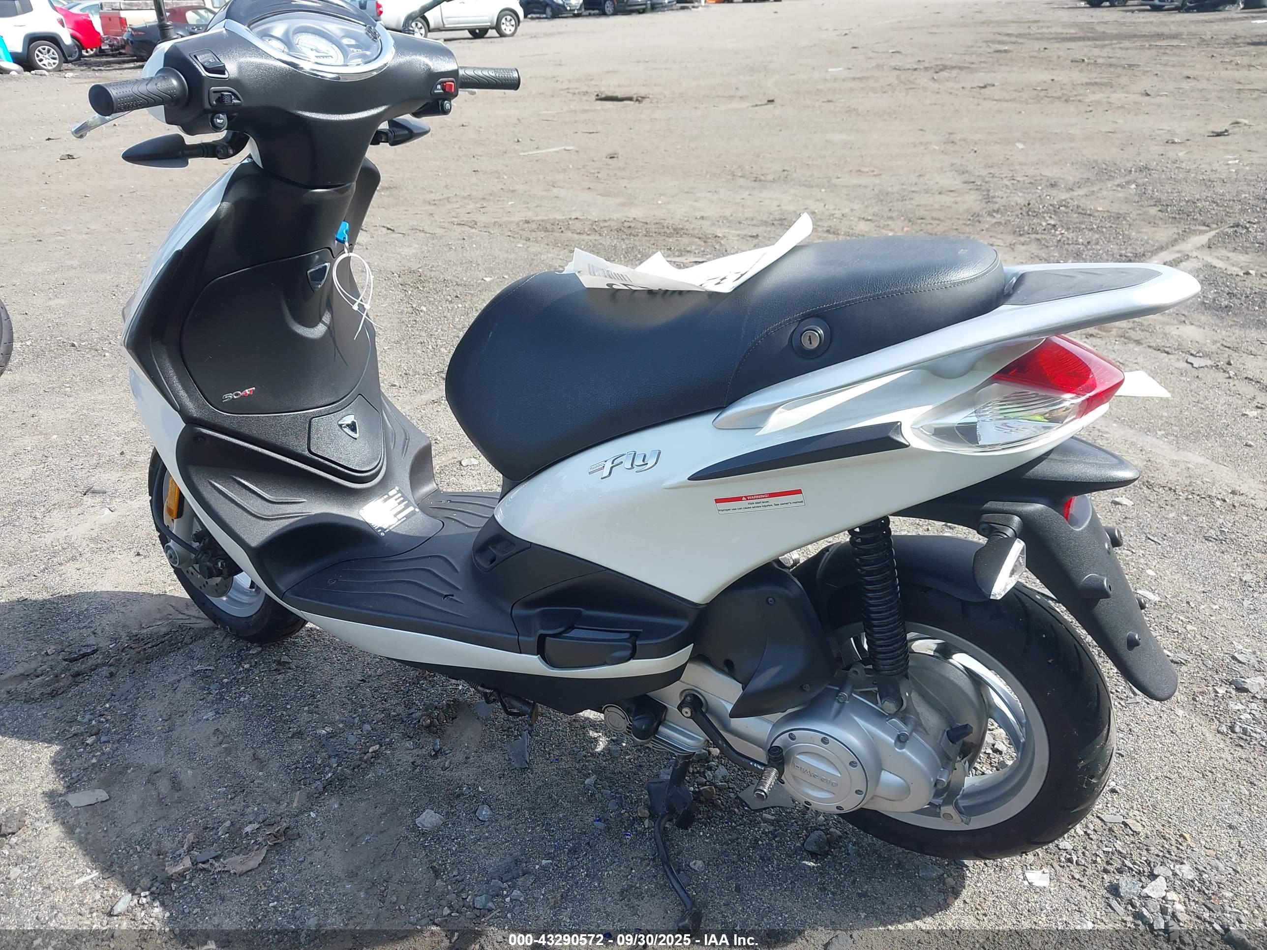 PIAGGIO FLY image 3
