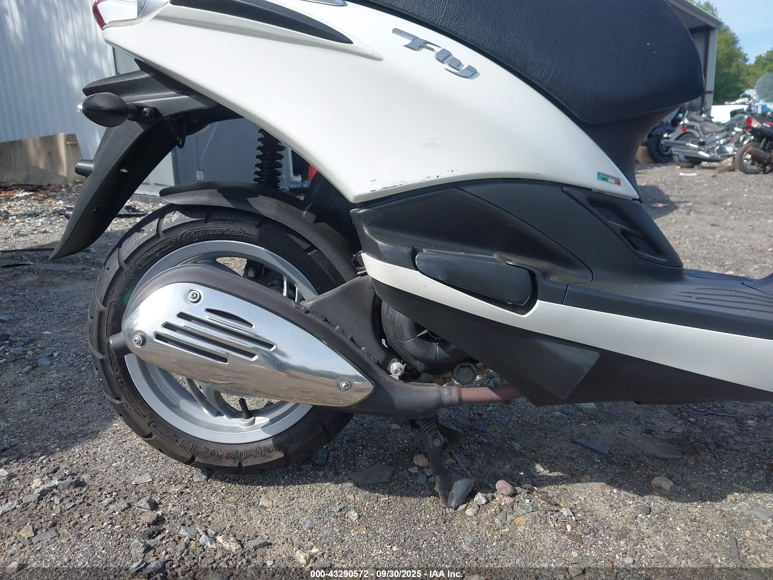 PIAGGIO FLY image 8