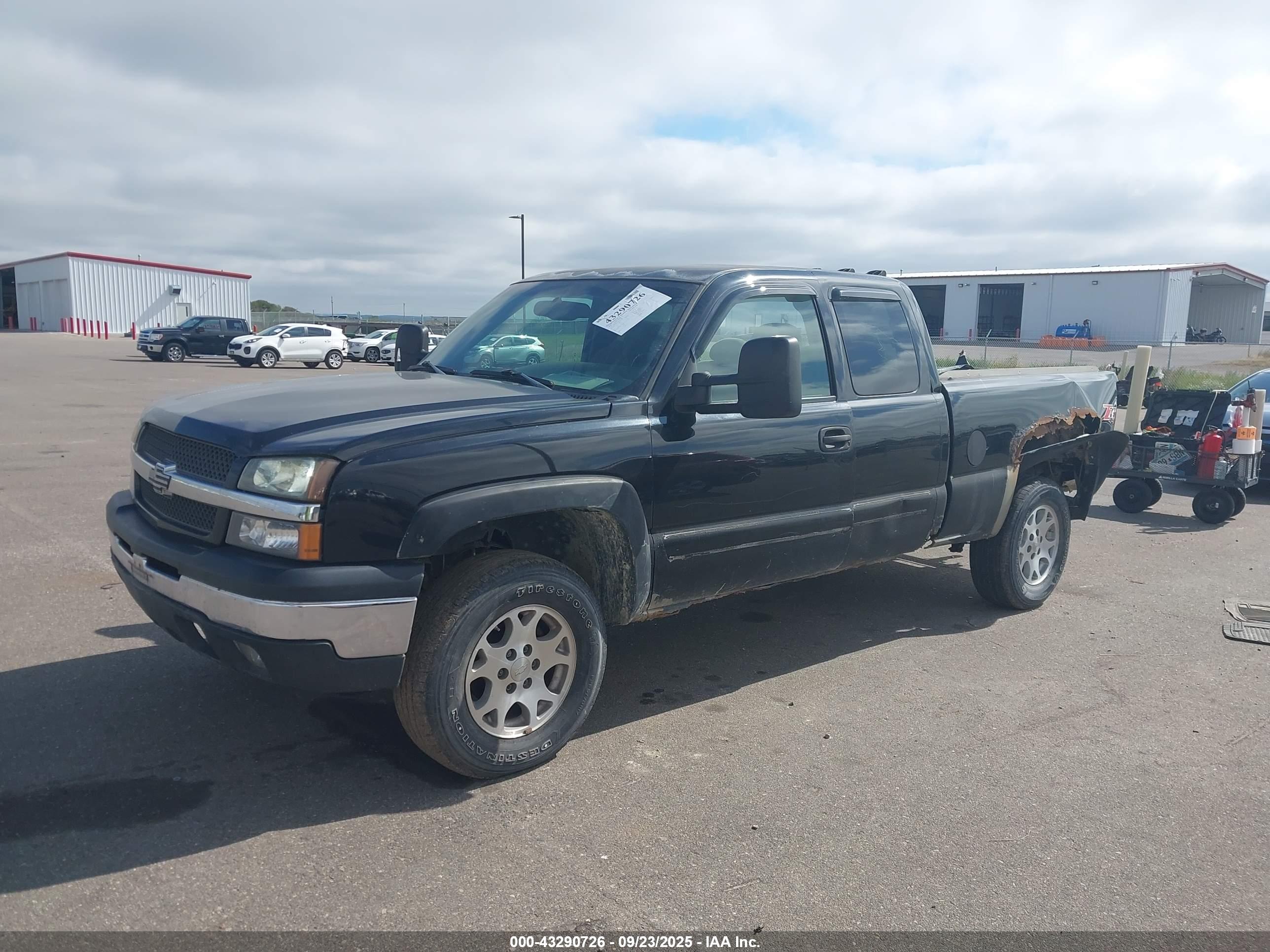 CHEVROLET SILVERADO image 2