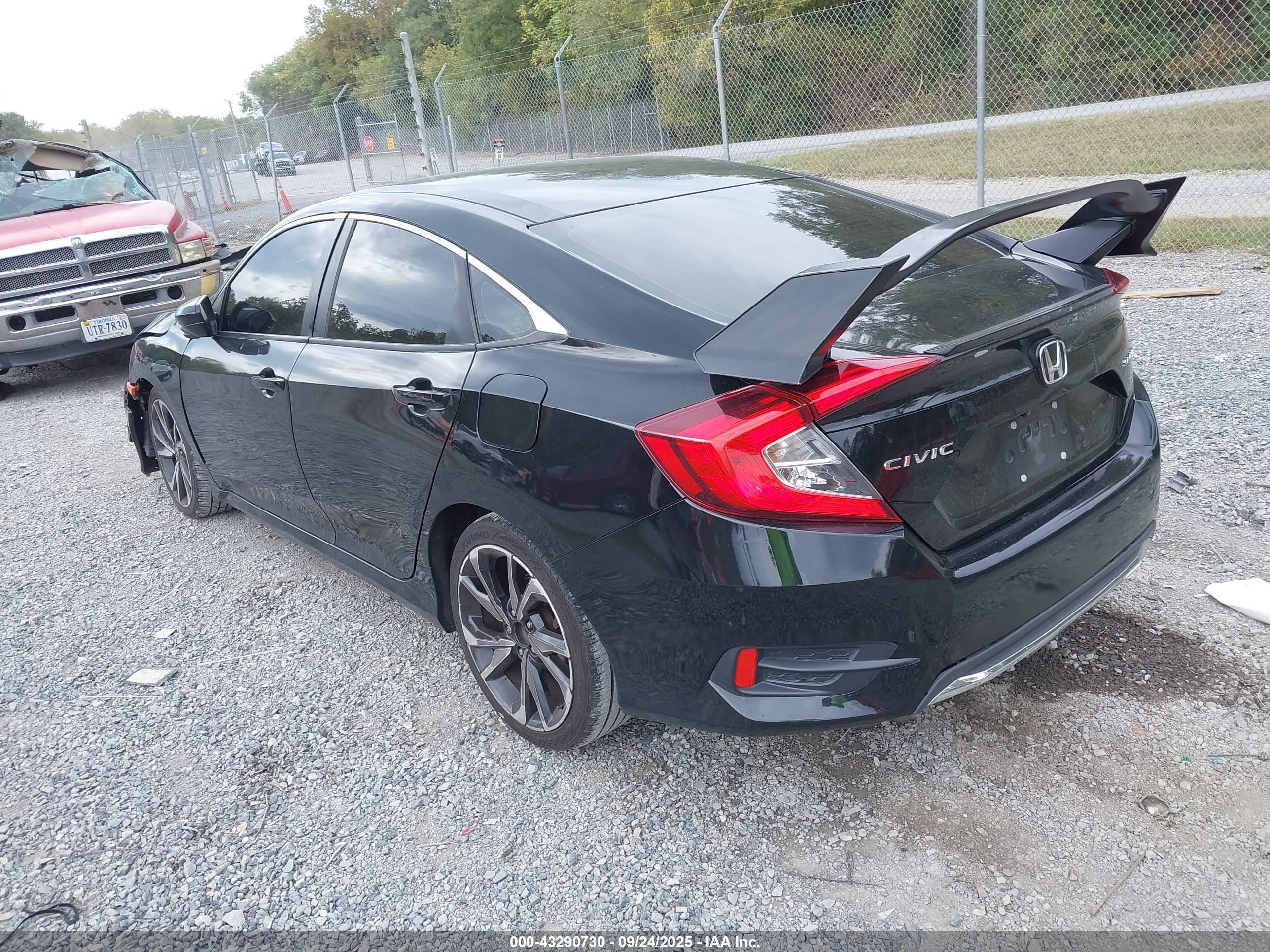 HONDA CIVIC image 3