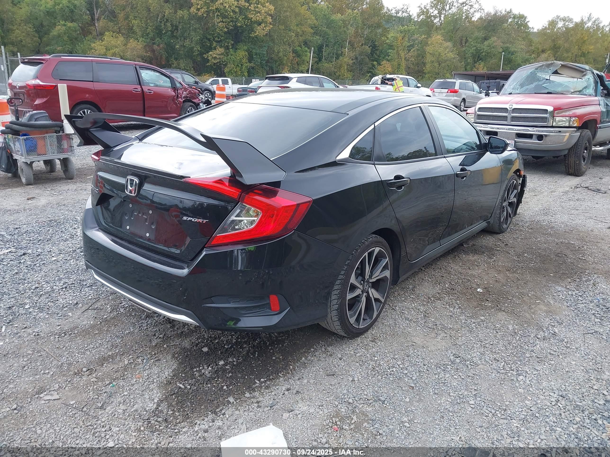 HONDA CIVIC image 4