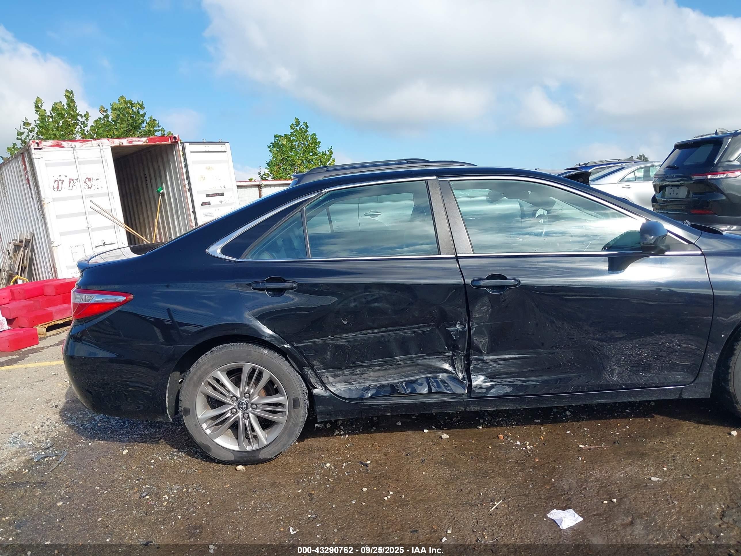 TOYOTA CAMRY image 6